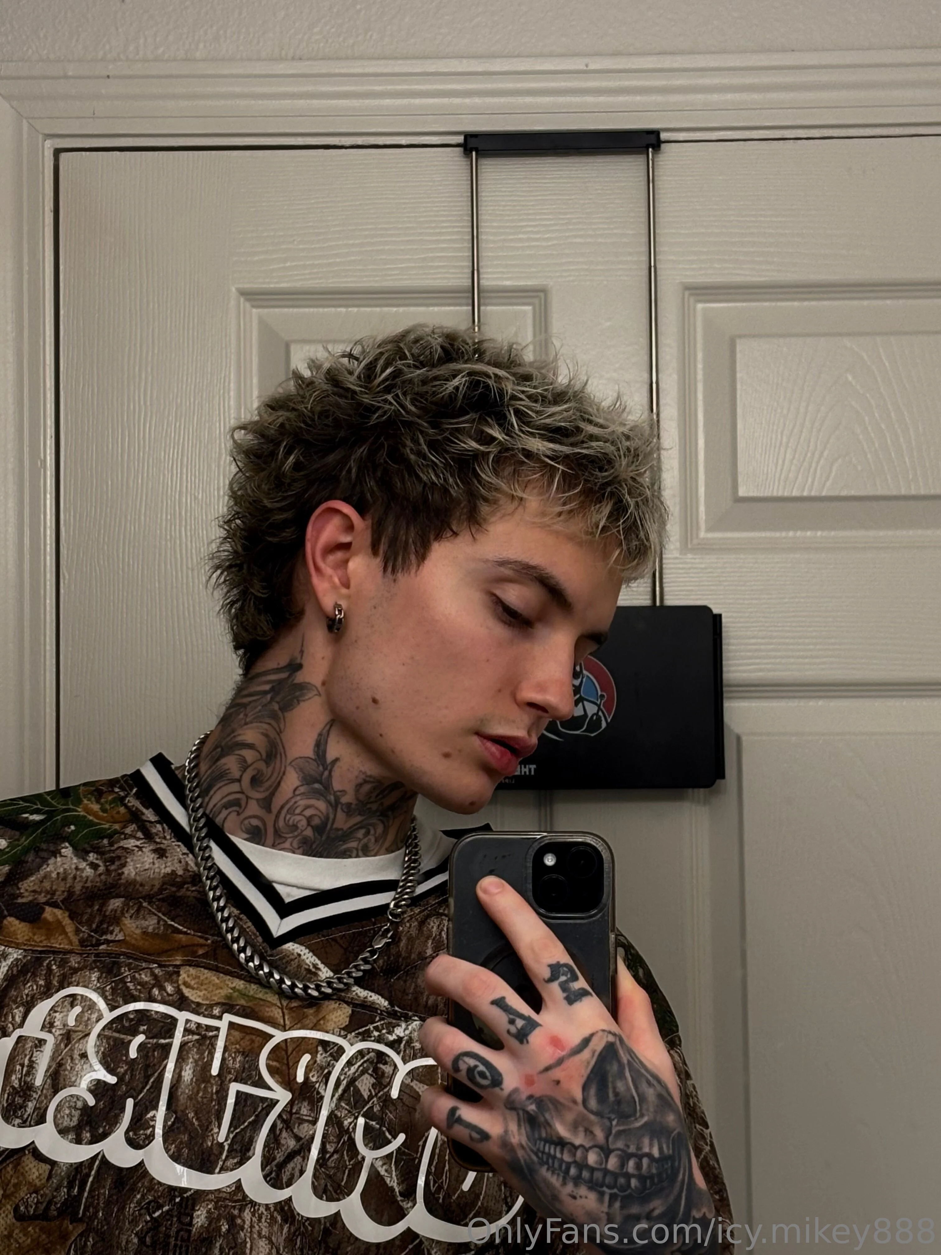 Icy Mikey american eagle jeans ads