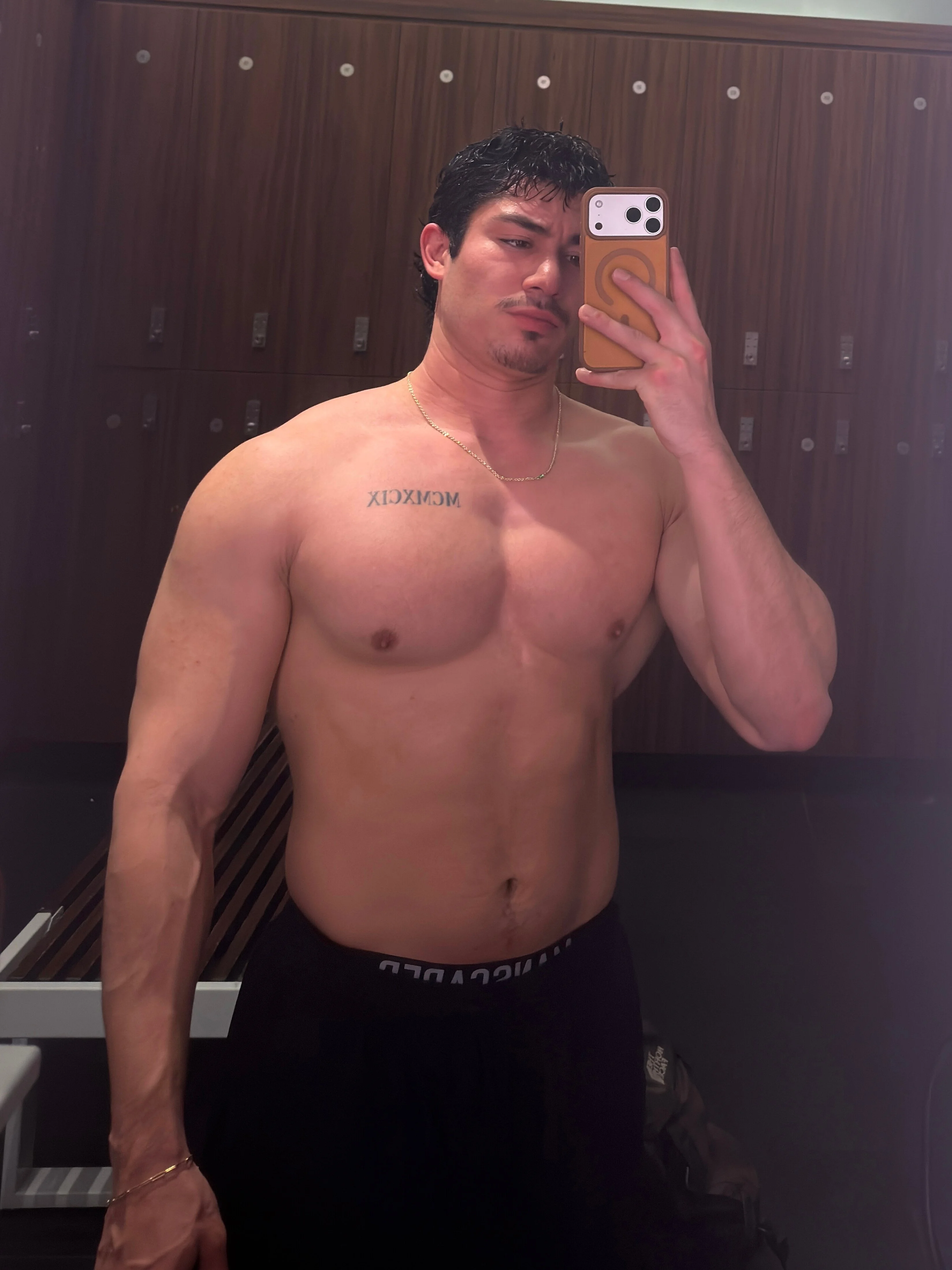 Alex nude Photo /  Porn - Photo #2