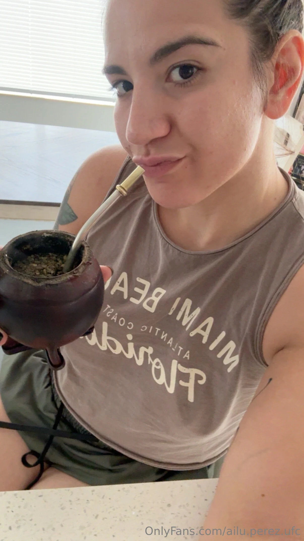 Ailín L Pérez @ailu.perez.ufc simpcity angie