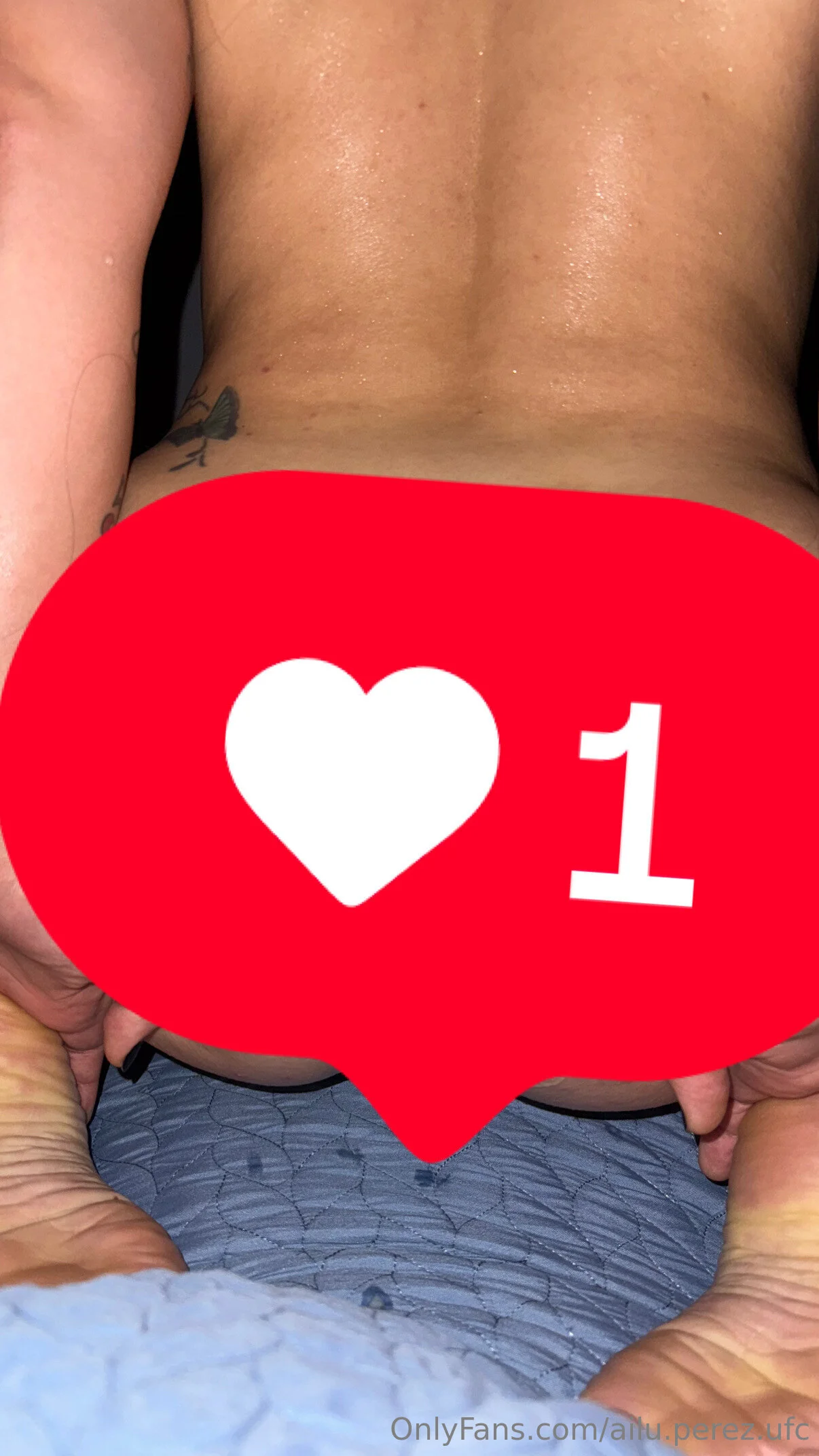 Ailín L Pérez naked pics of angie