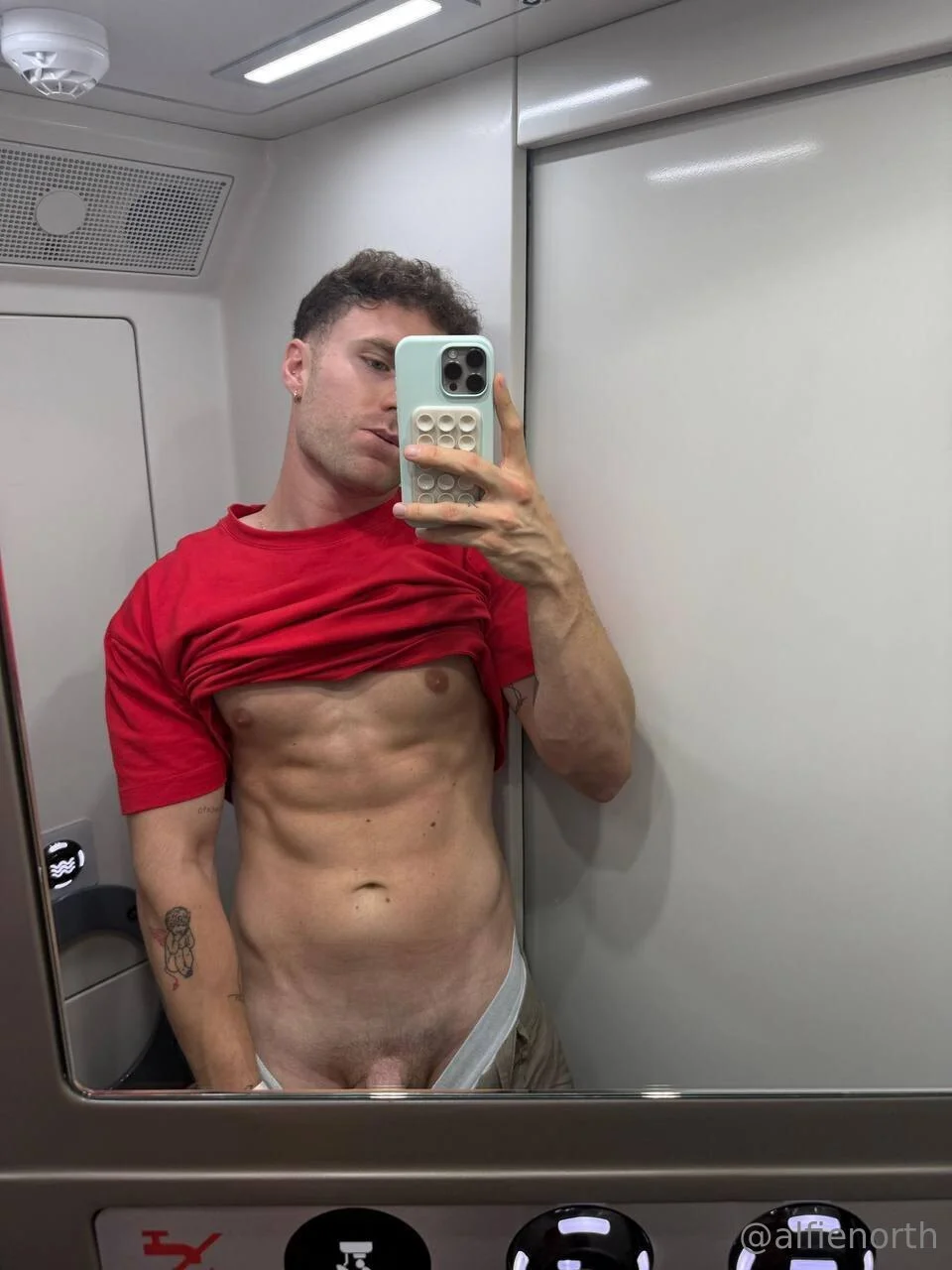 Alfienorth @alfienorthfree naked pics of angie