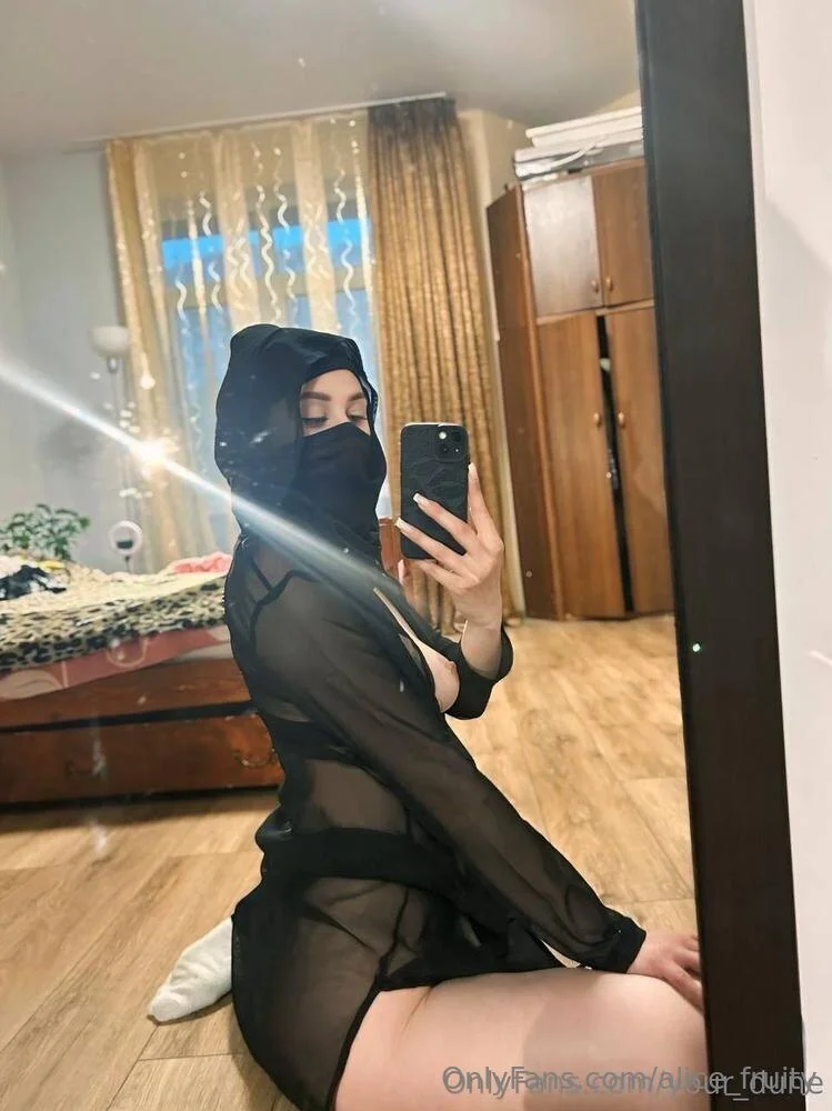 Alice Fruity🍑🍑🍑 are s tits natural