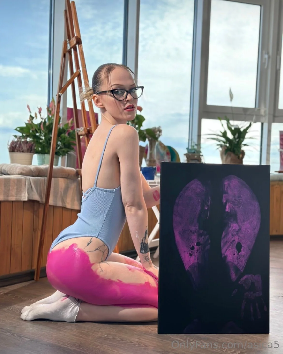 ✨ Tomorrow, Friday at 10:00 PM (Polish time), I’ll be going live with a special stream! ✨It’s going to be a unique sessi