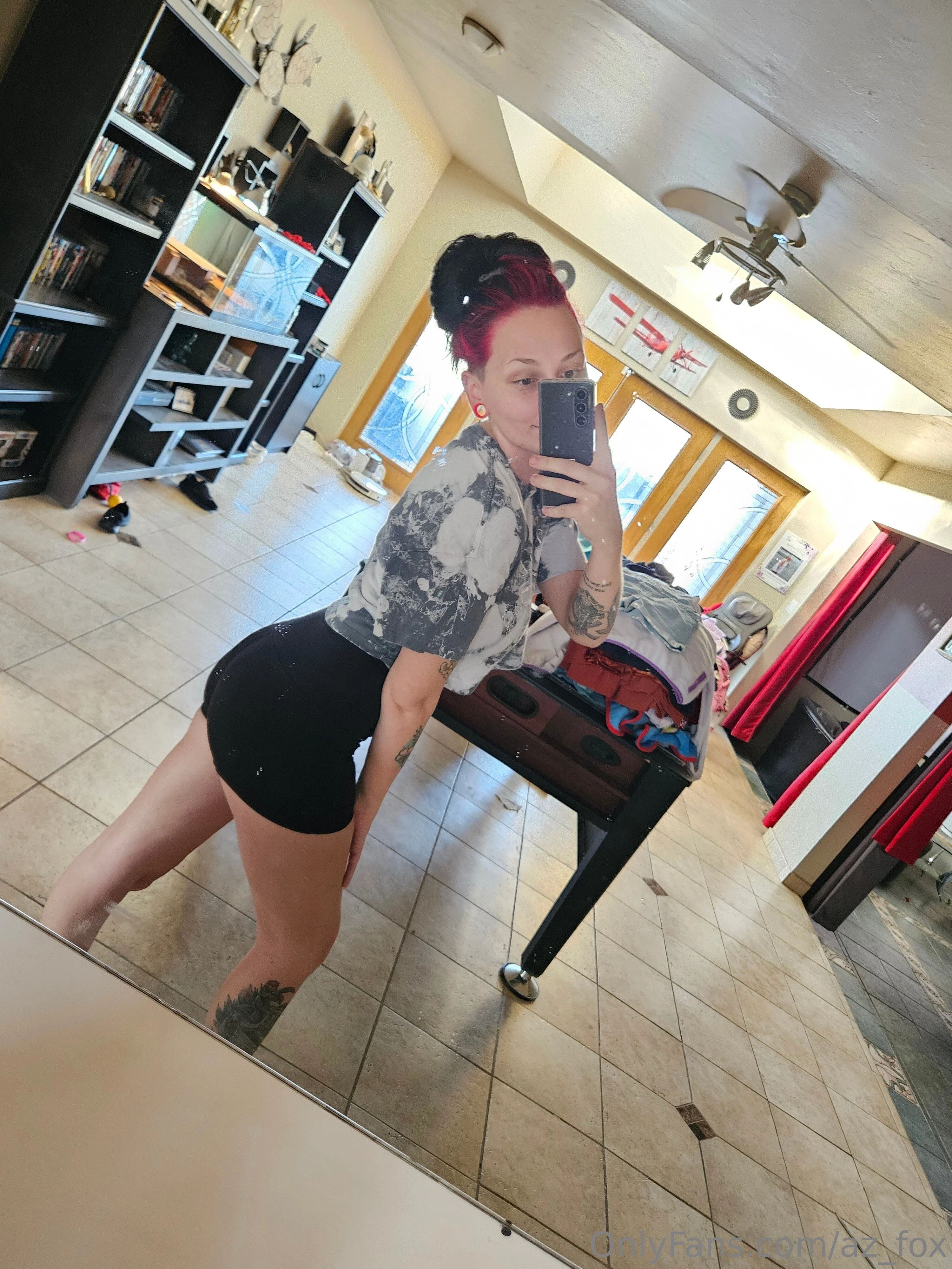 Fox Arizona 🧡🩶 nude Photo /  Porn - Photo #7