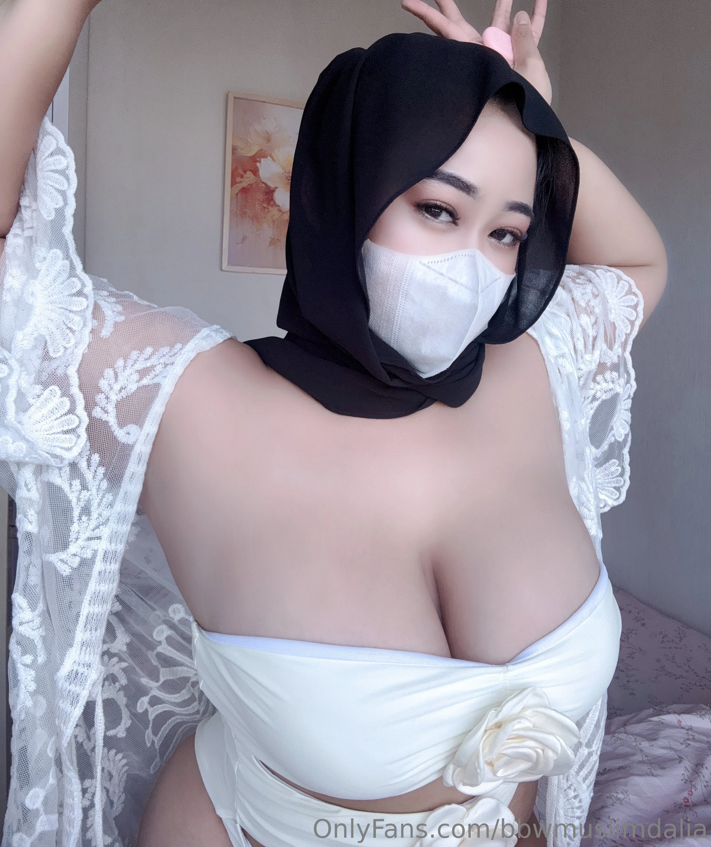 Busty Dalia (H Cup)🧕 @bbwmuslimdalia americana review