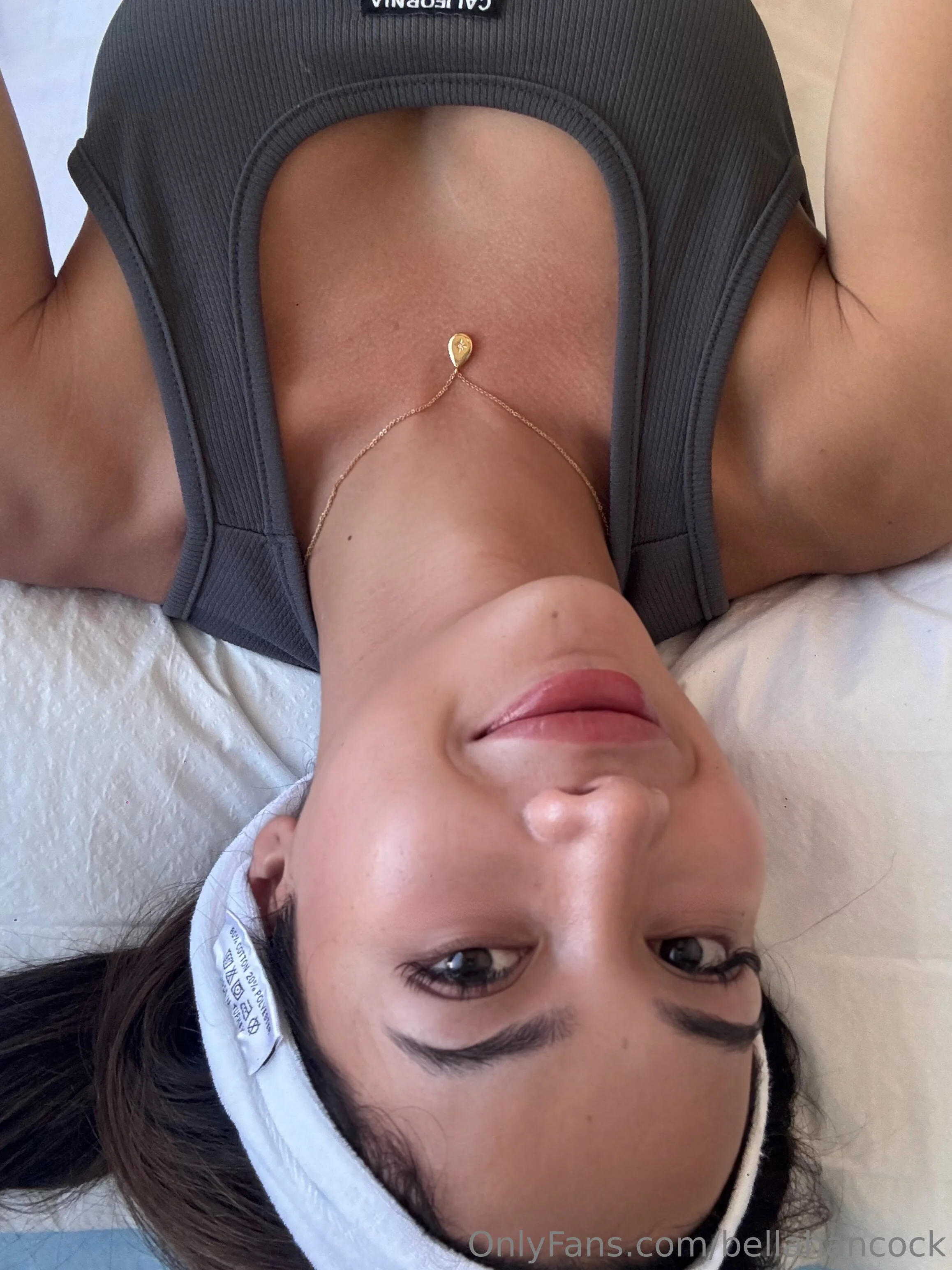 TS Bella Hancock @bellahancock dildo