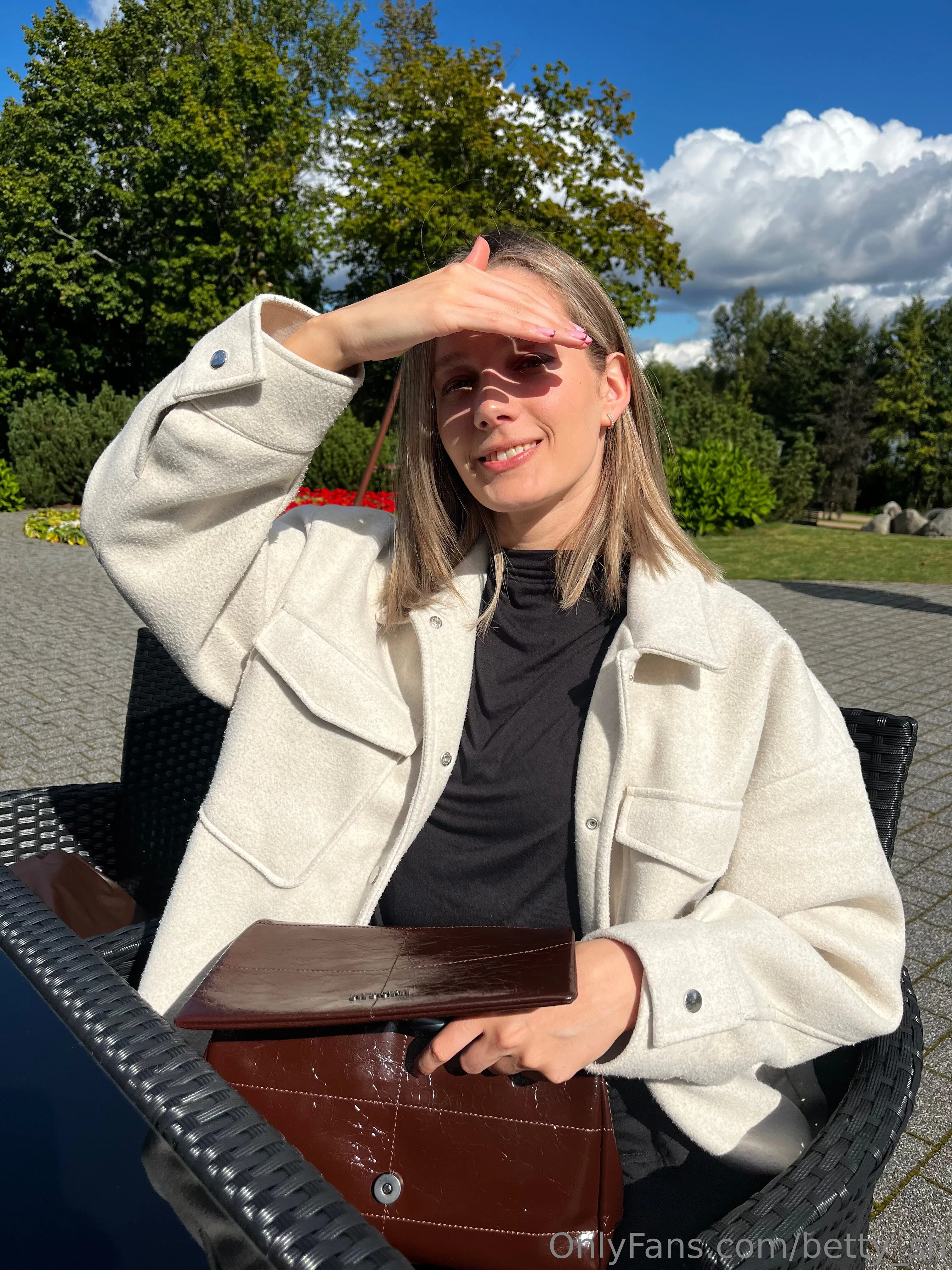 Betty🦋 @betty_sh chris evans