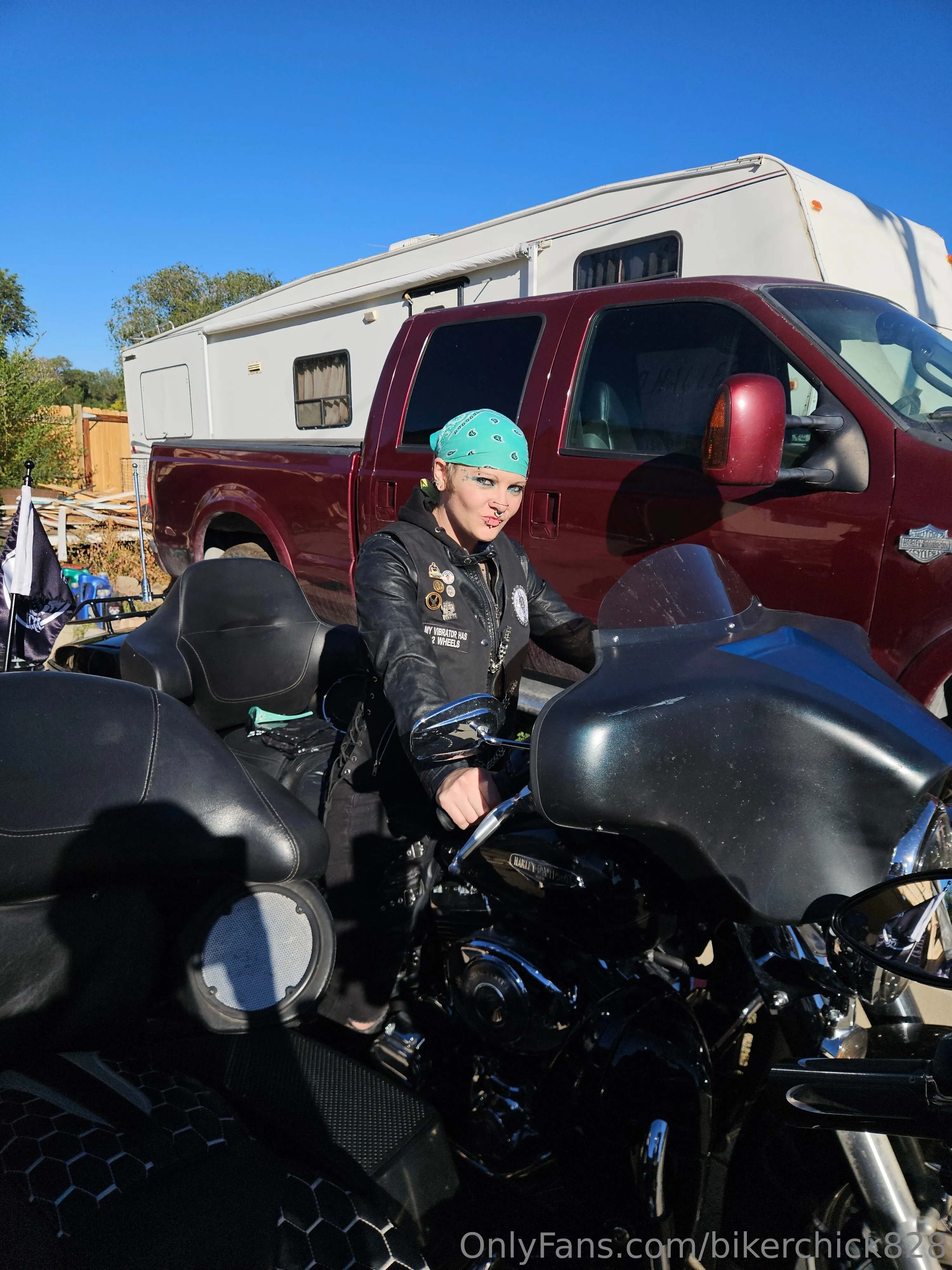 BIKERCHICK828 nude Photo /  Porn - Photo #14