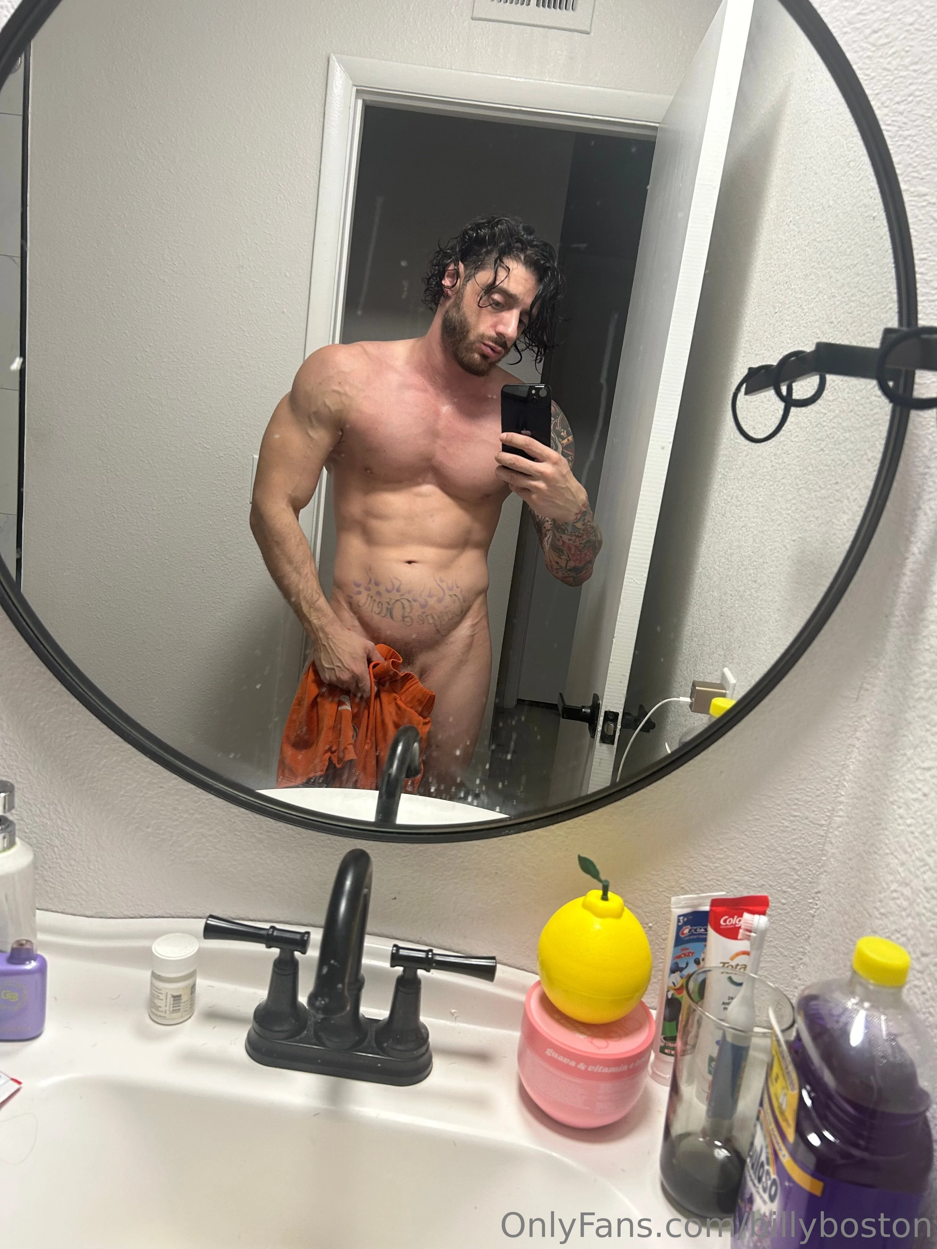 👉🏻BILLY BOSTON👈🏻 @billyboston in a bikini