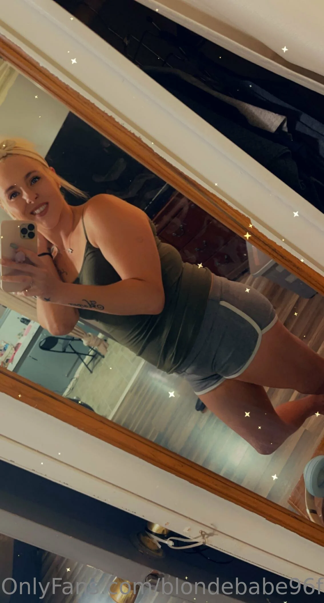 Blonde Babe @blondebabe96free porn videos