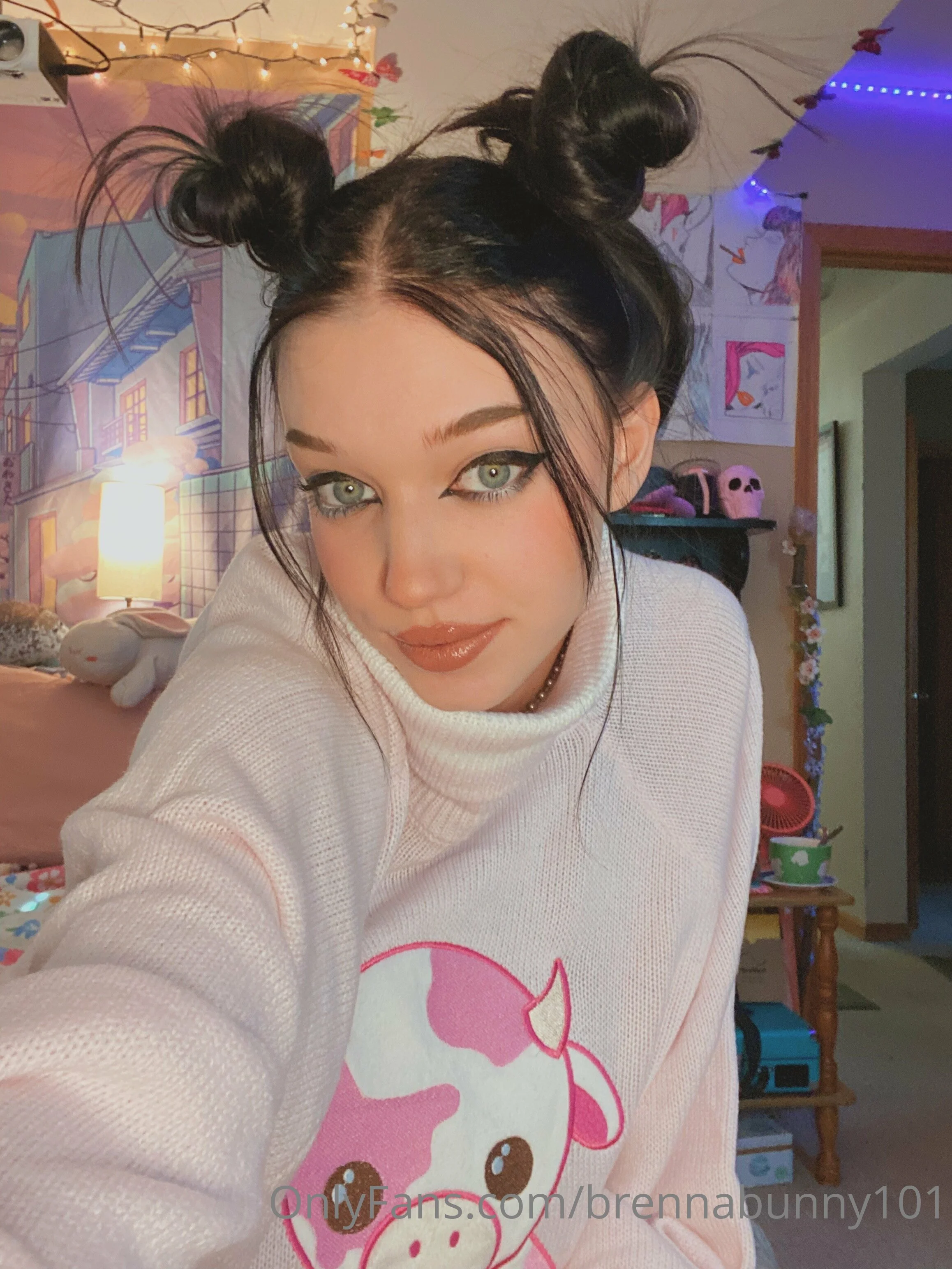 Brenna @brennabunny101 naked pics of angie