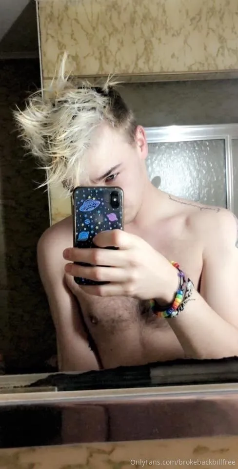 Billy @brokebackbillfree daddy porn