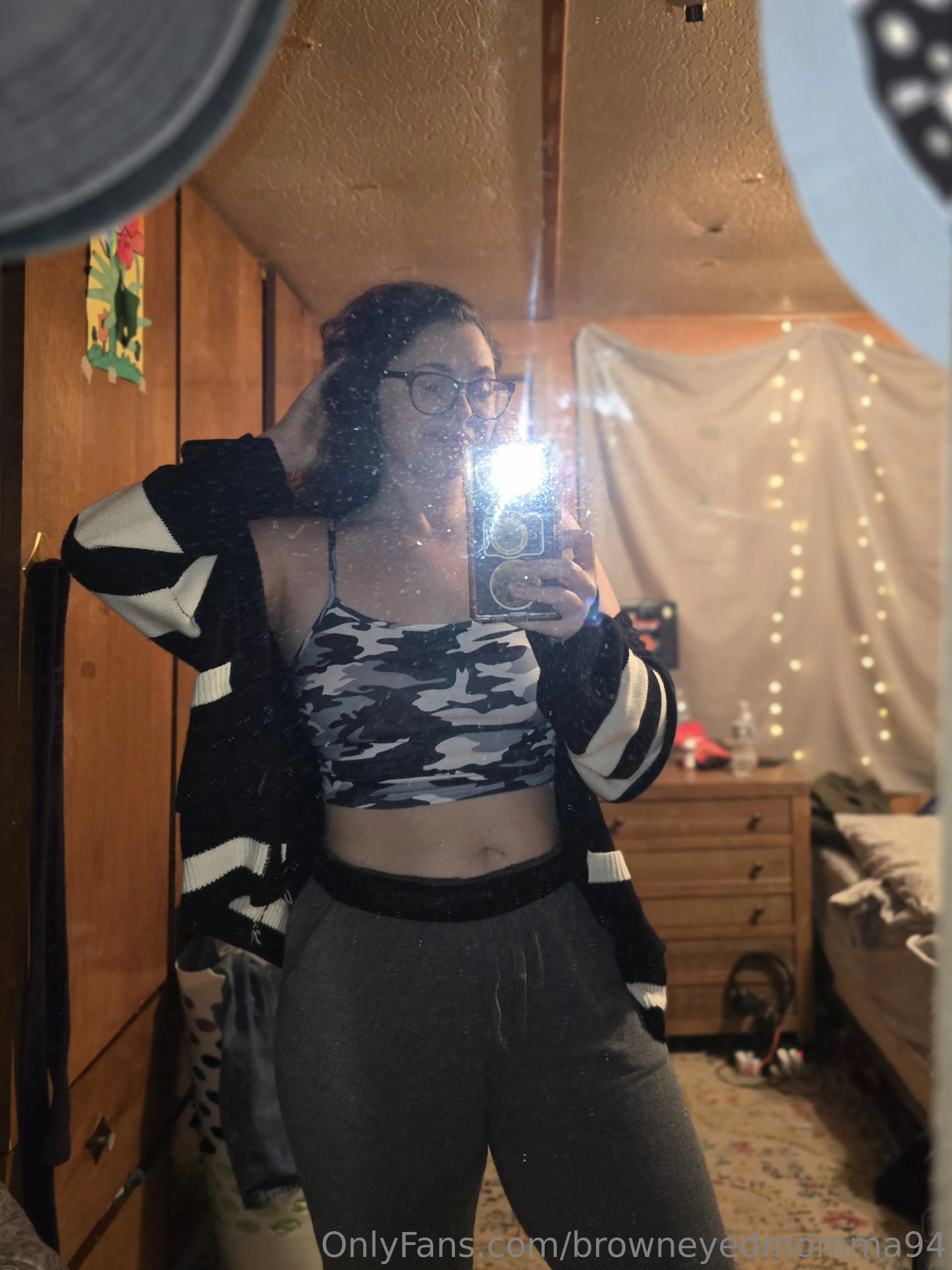 BrownEyedMomma sexy photos