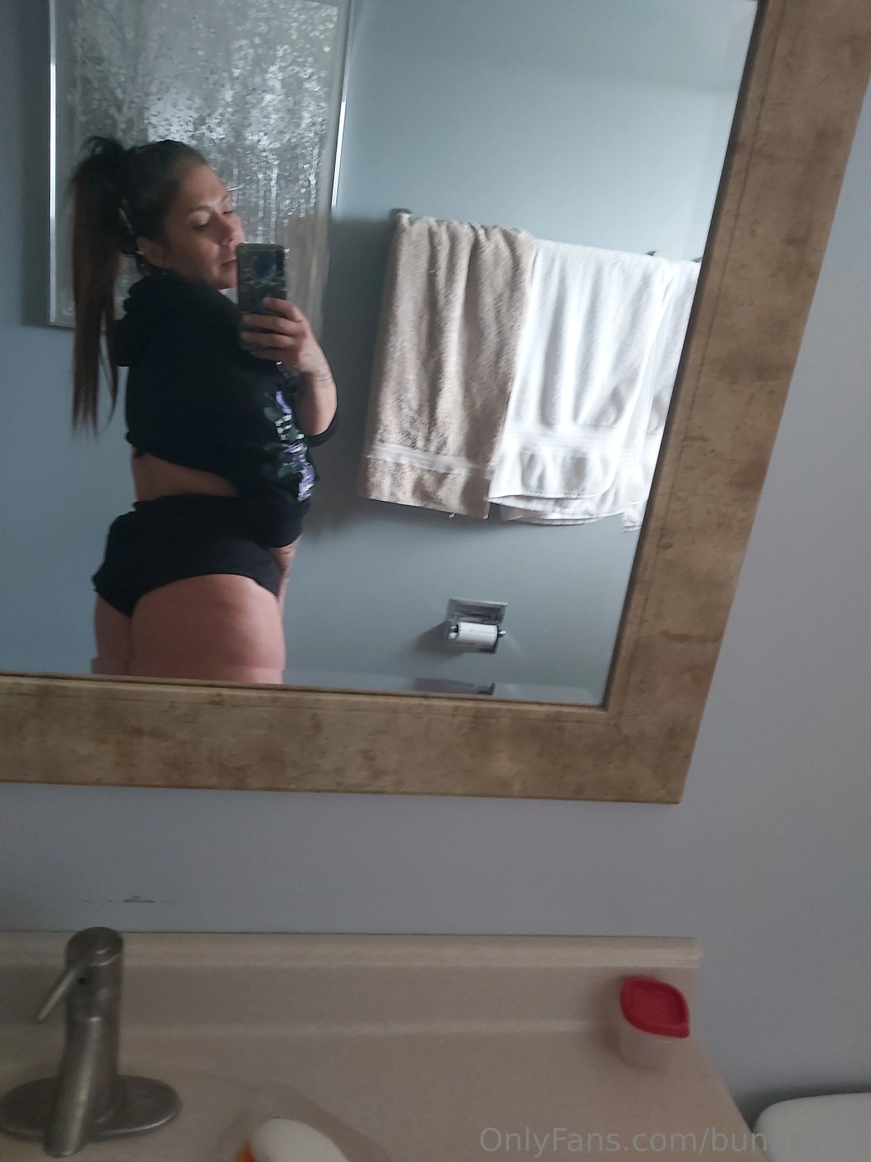 Bunnie Xo🌺 @bunneyxo11 teen vogue