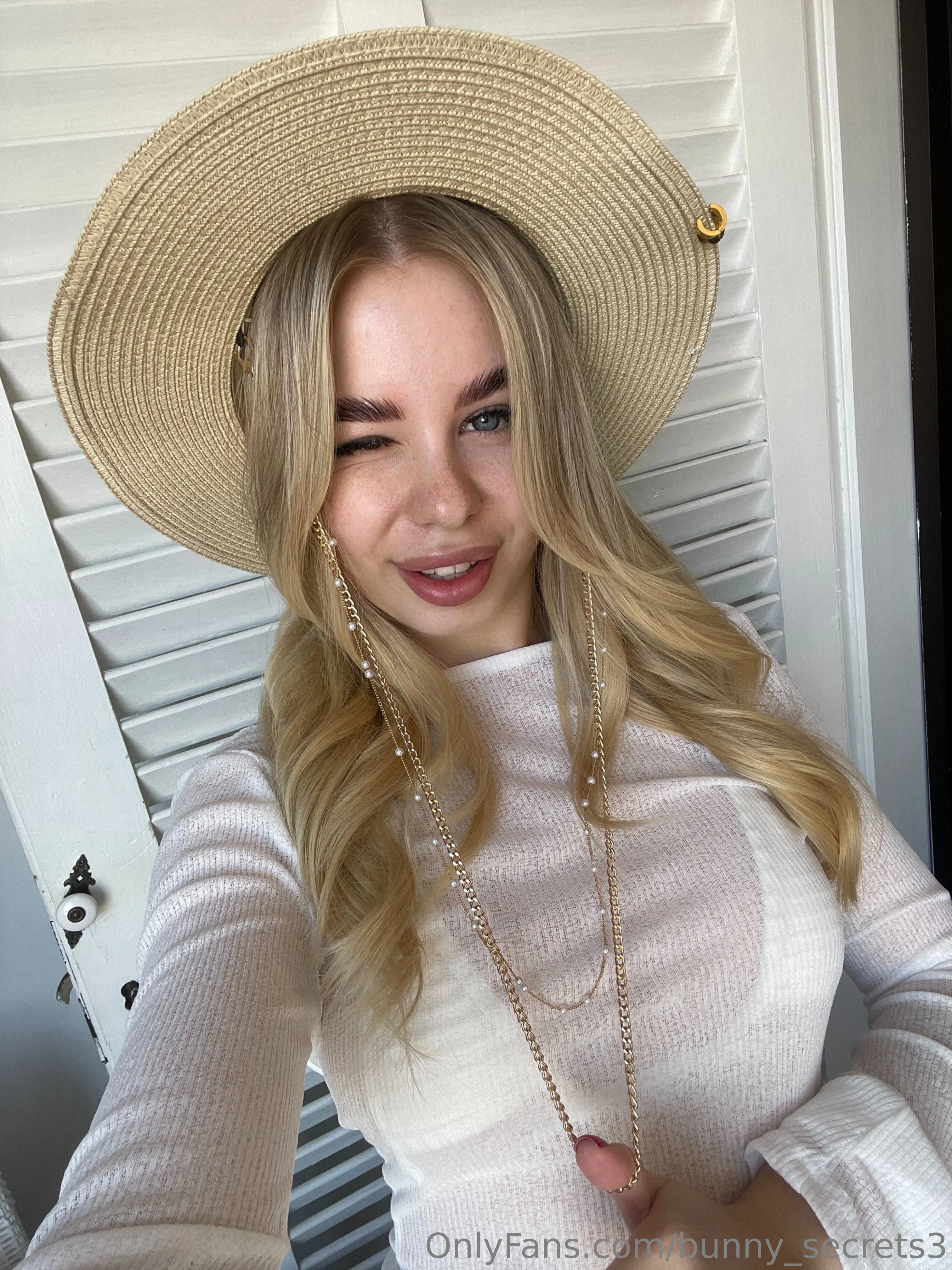 Polina🐰 @bunny_secrets3 cosmetic surgery