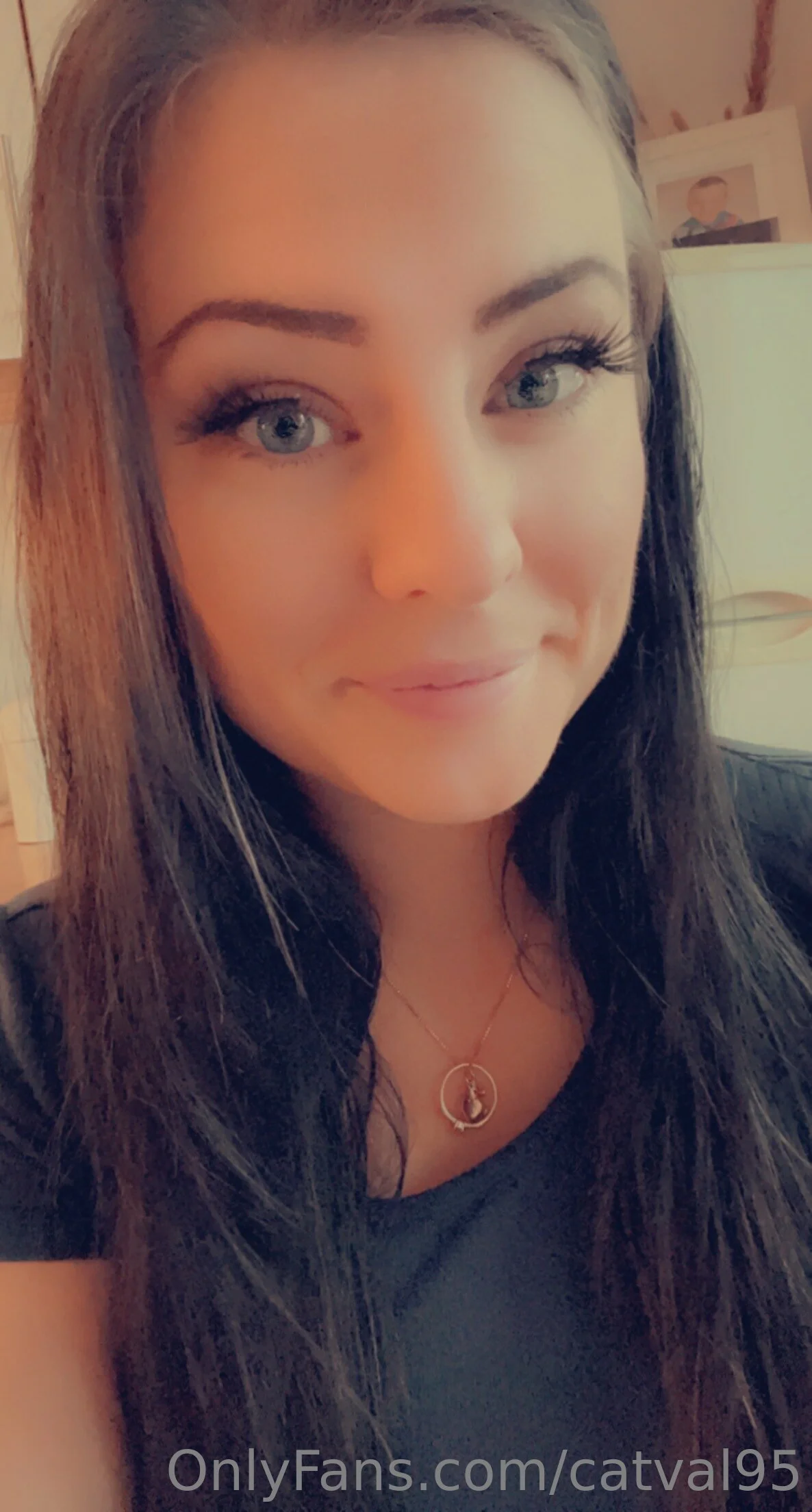 Cathrine @catval95 in a bikini