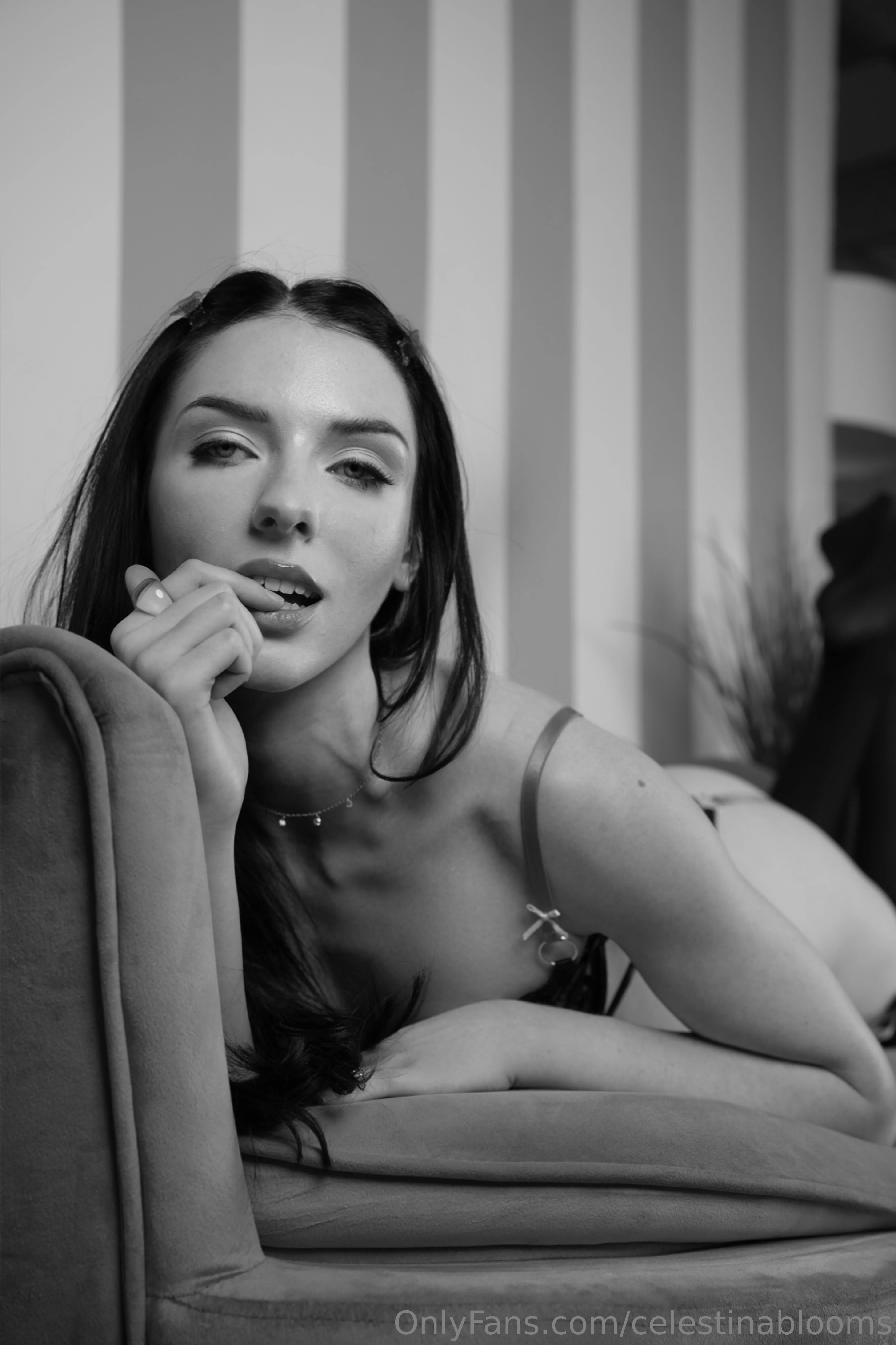 𝕮𝖊𝖑𝖊𝖘𝖙𝖎𝖓𝖆 𝕭𝖑𝖔𝖔𝖒𝖘 VIP nude Photo /  Porn - Photo #3