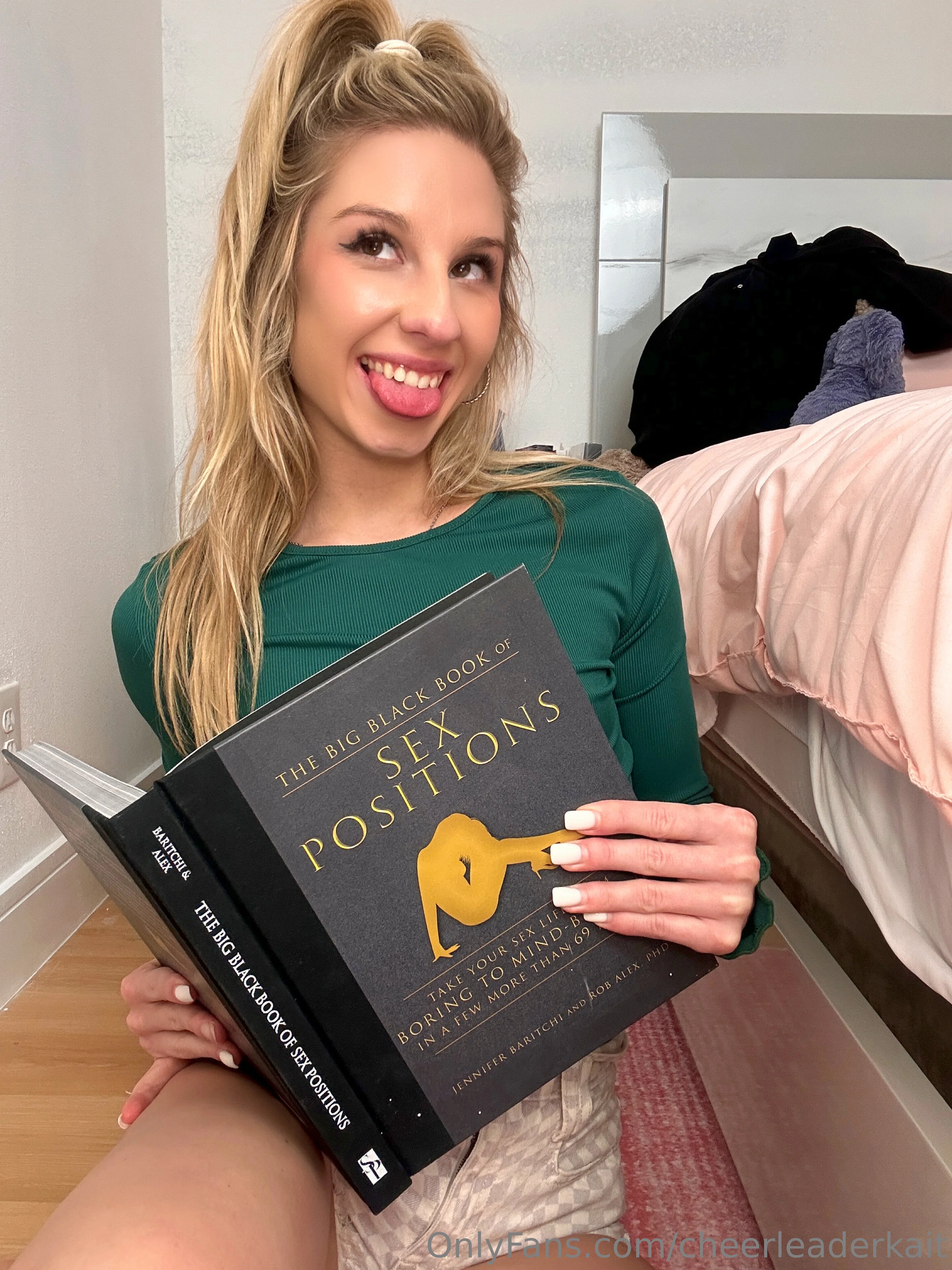 Cheerleader Kait nude Photo /  Porn - Photo #34