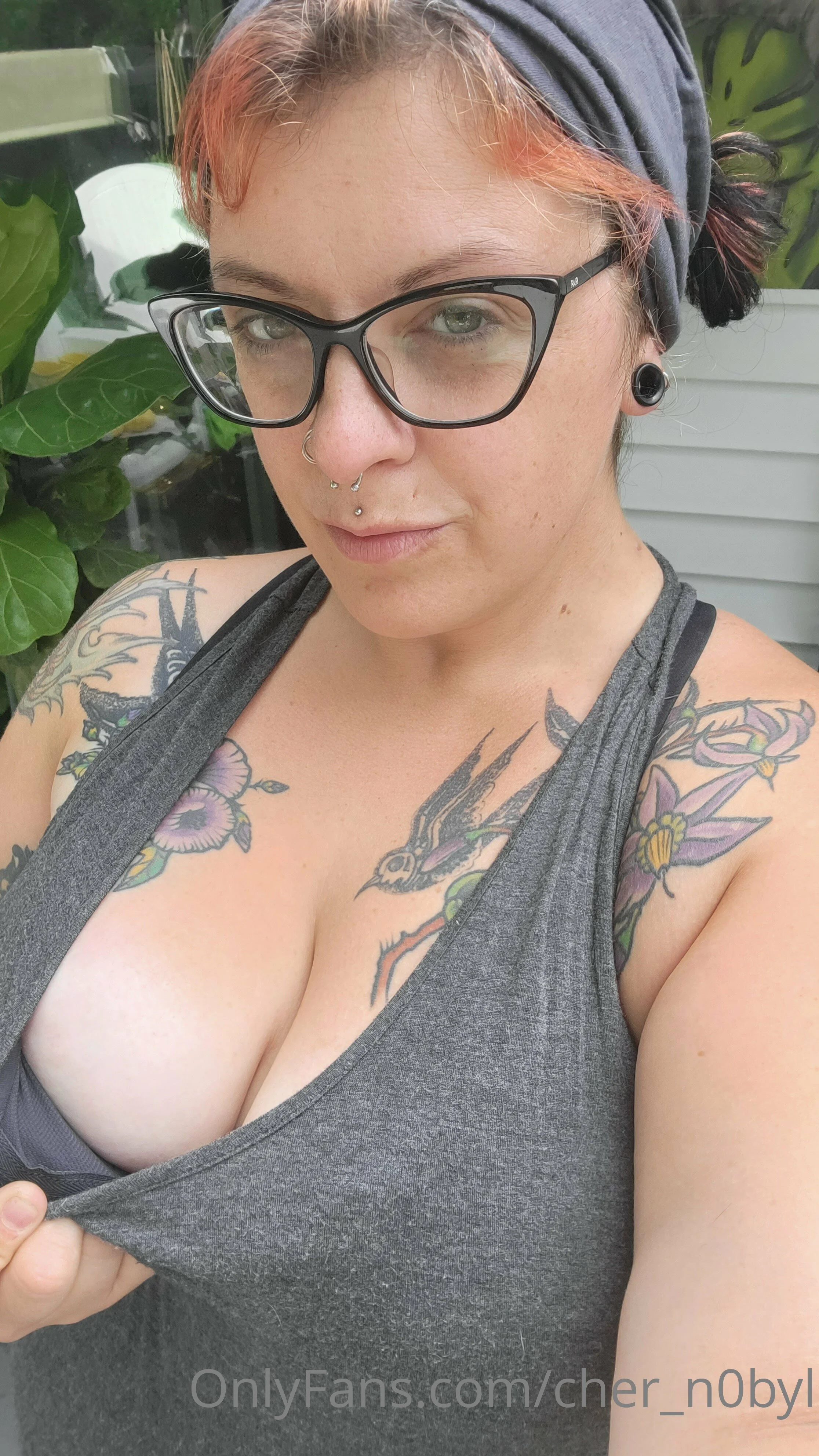 Cher Nobyl @cher_n0byl bickett nude