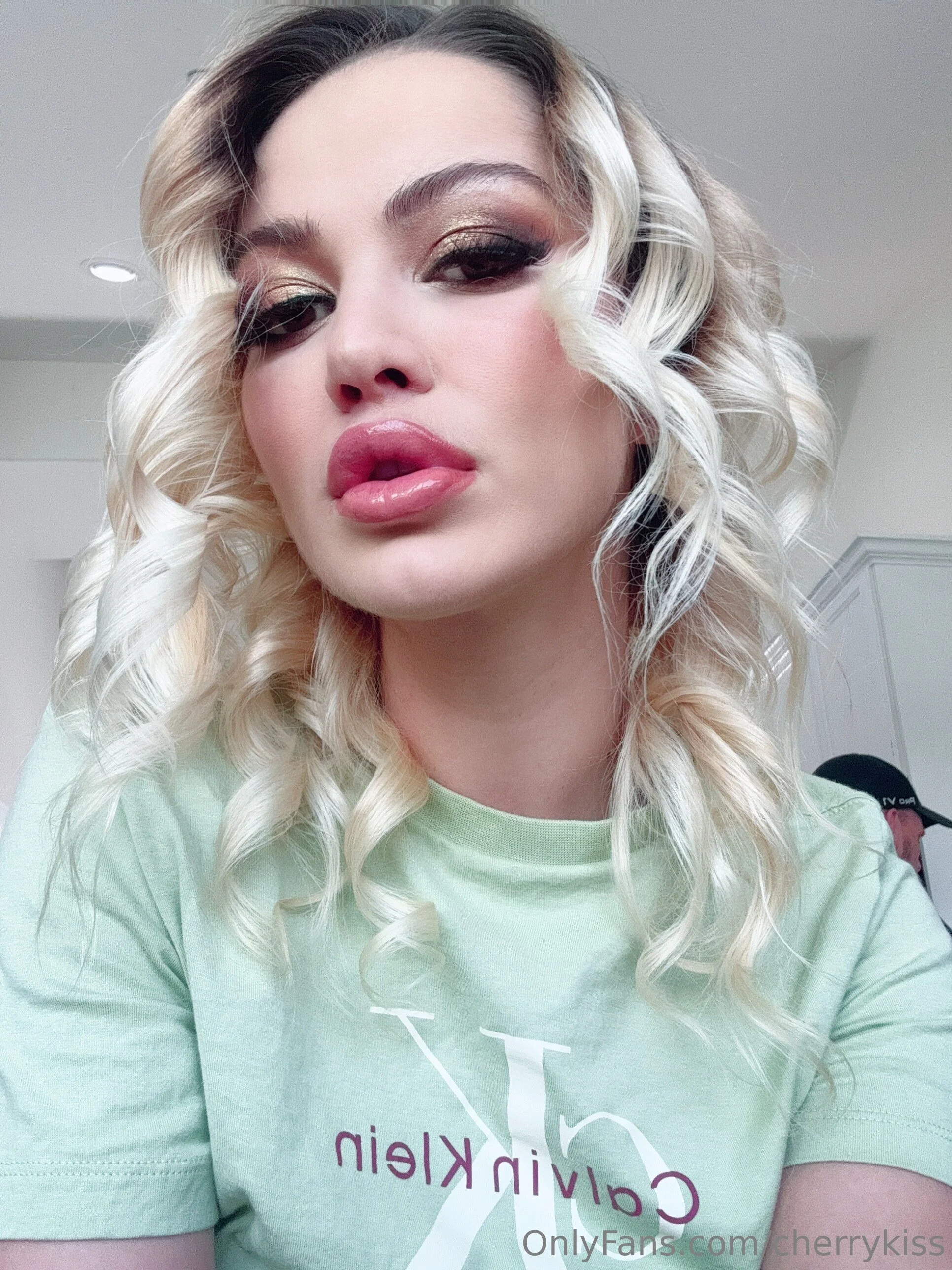 Cherry Kiss nude Photo /  Porn - Photo #2