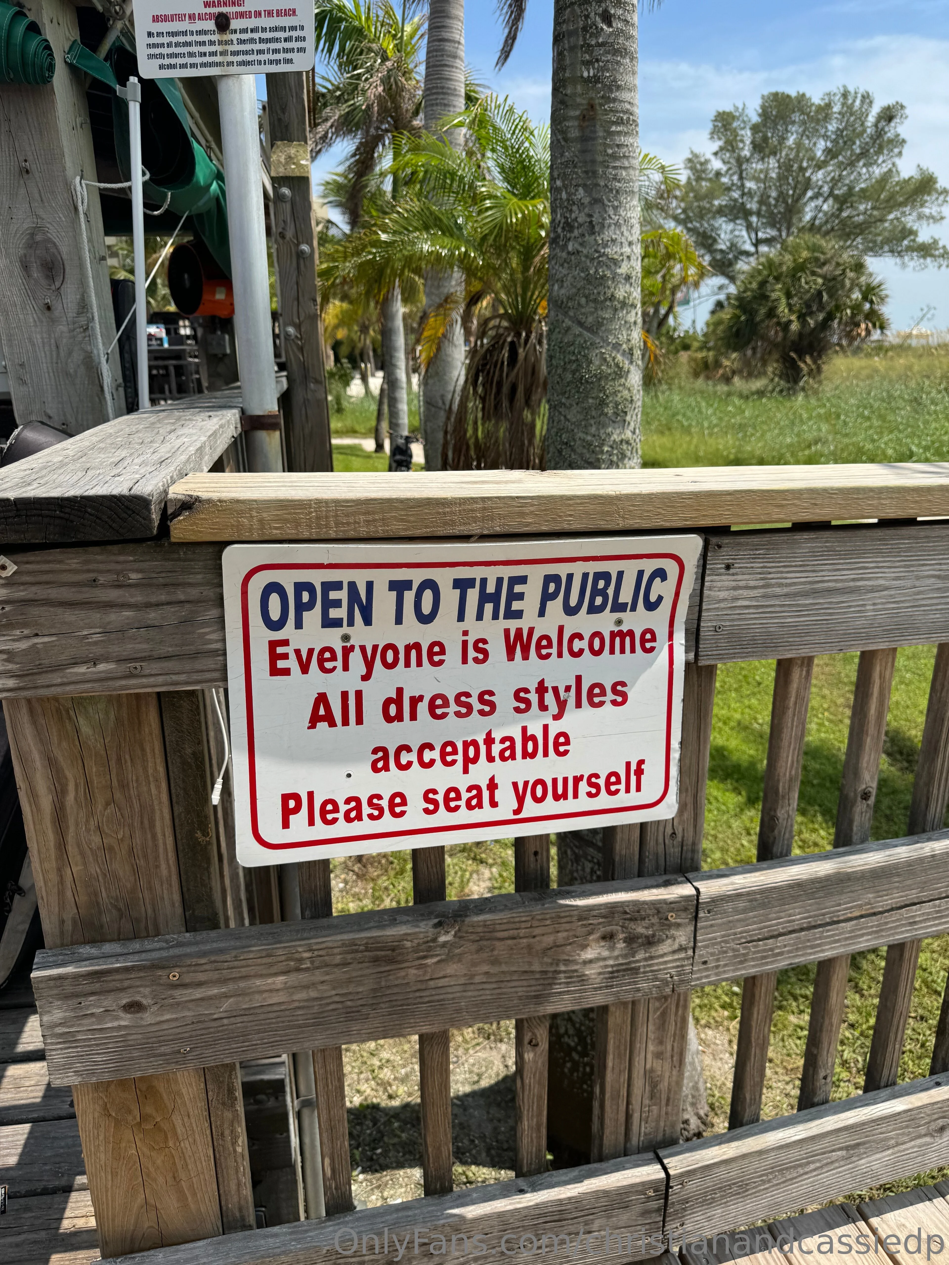 Christian and Cassie @christianandcassiedp american eagle racial