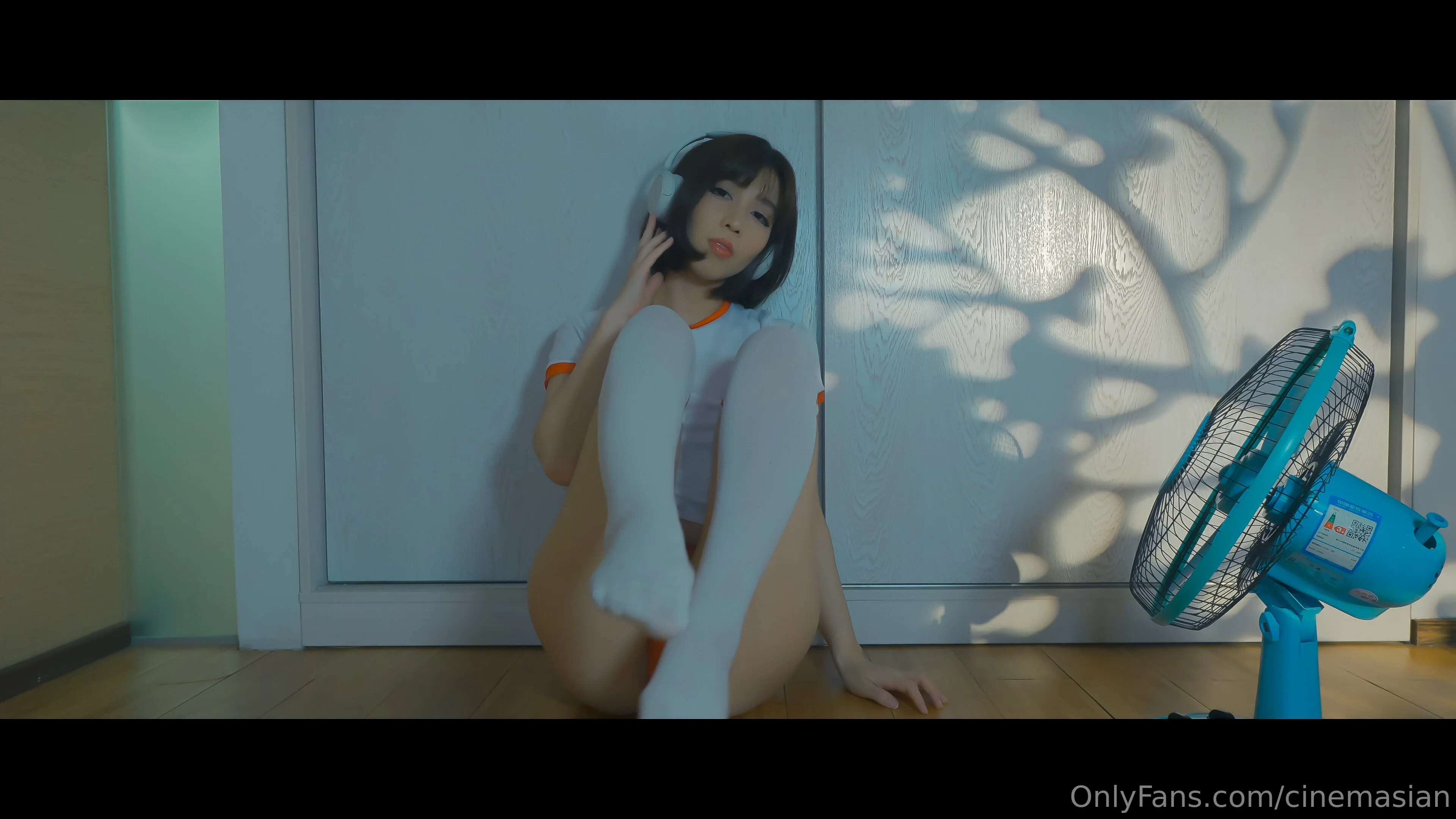 sigmasian @cinemasian boob photos