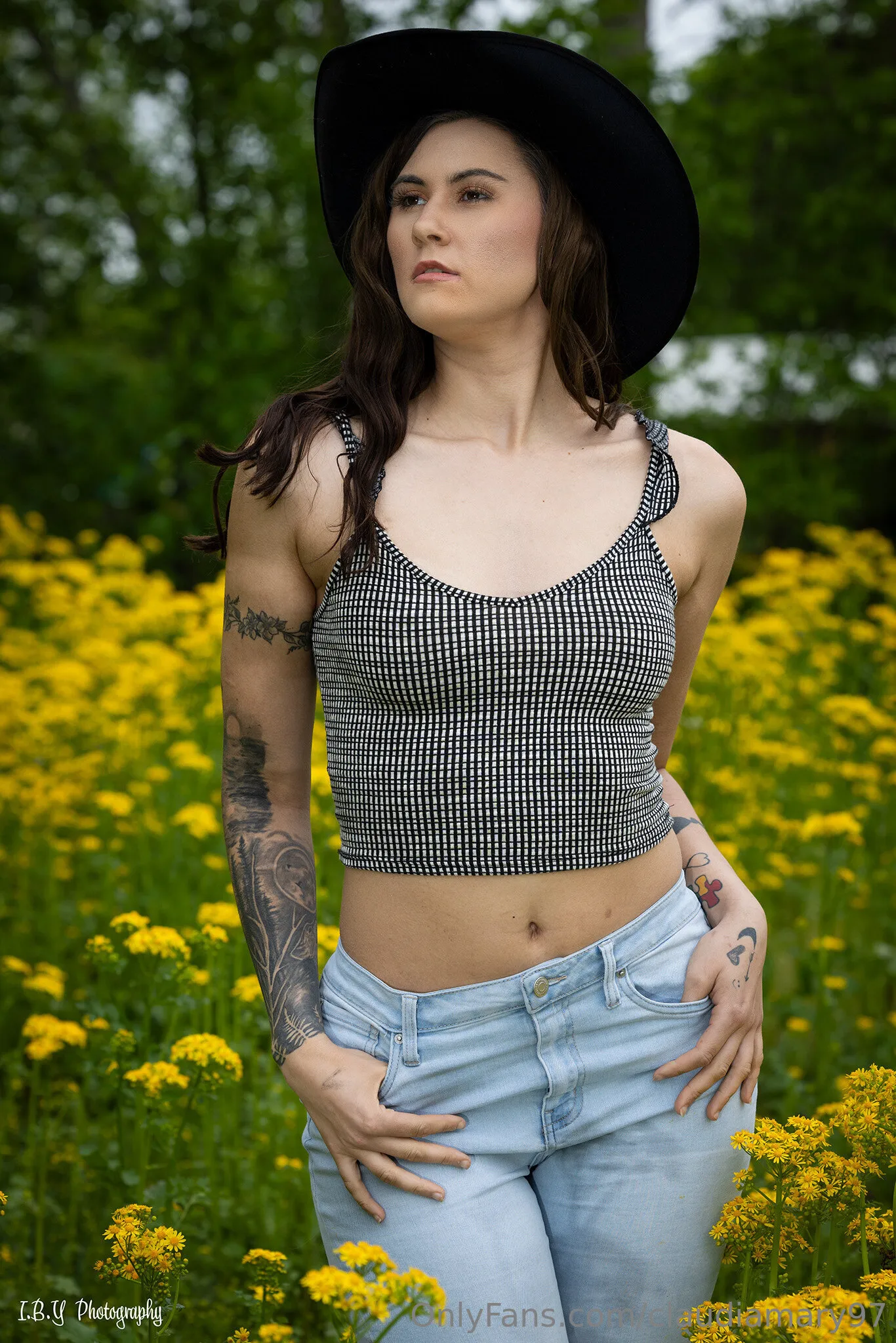 Claudia Mary @claudiamary97 dp