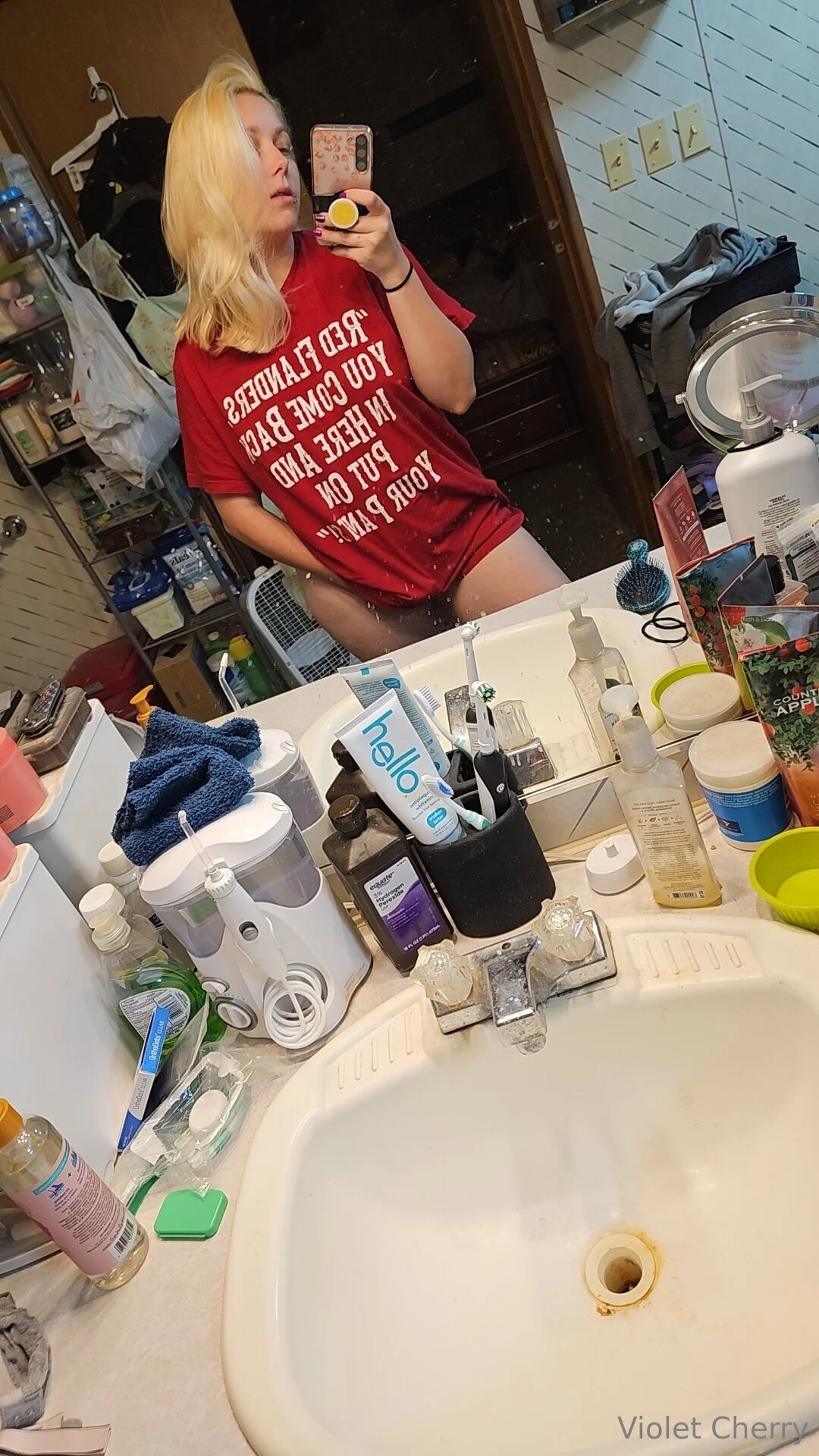 Violet Cherry 🖤🥀 @countrycutie.cb desnuda