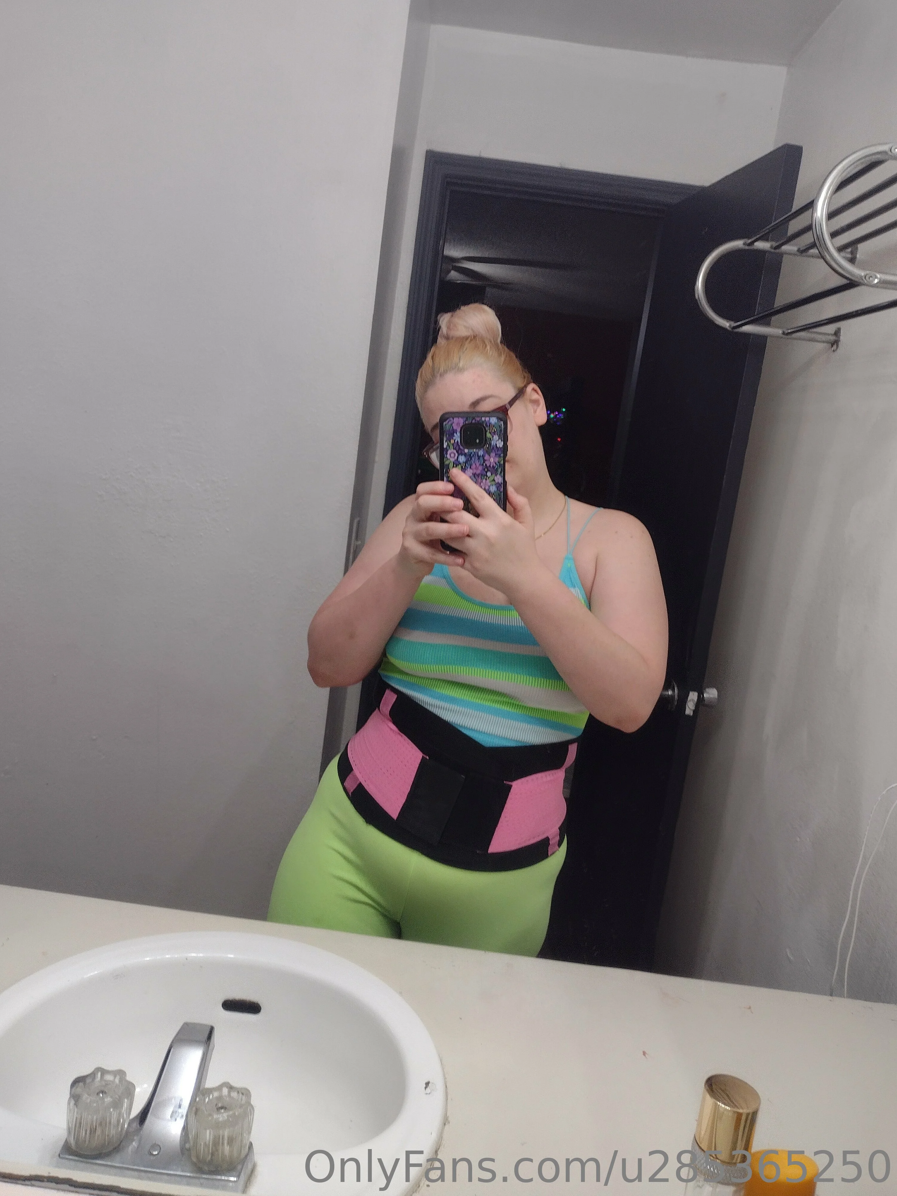 Crystalrose facebook