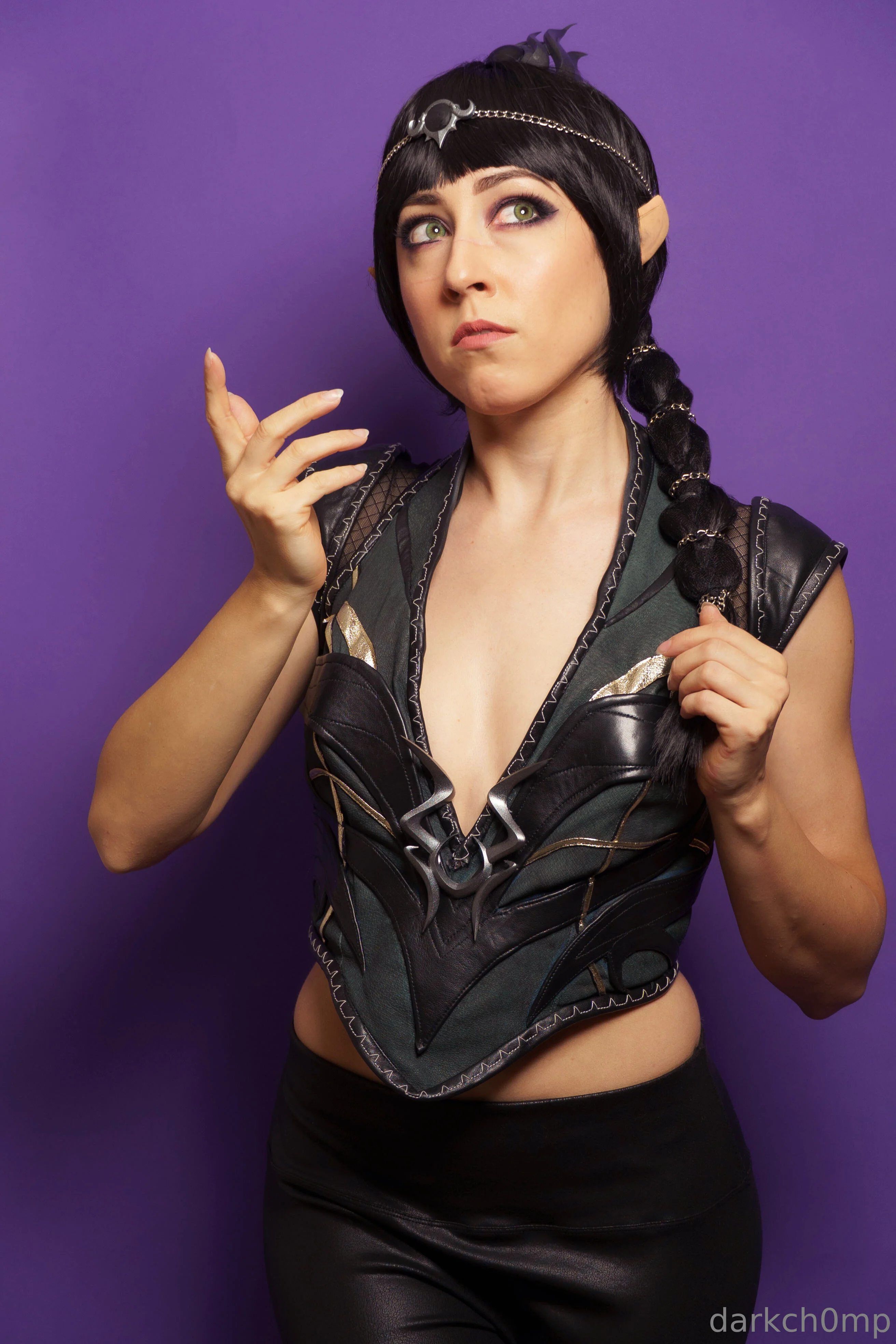 Raven @darkch0mp gif