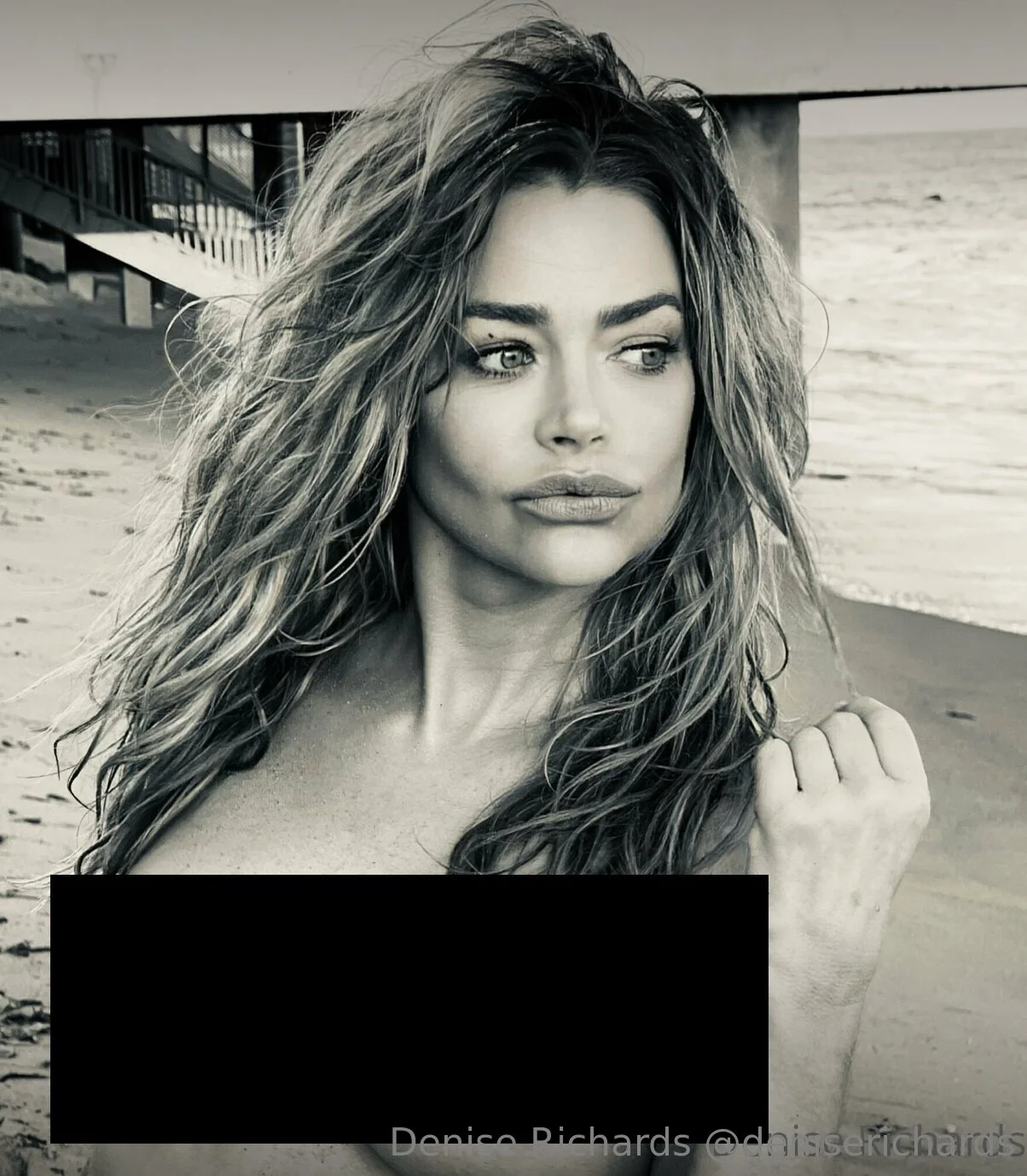 Denise Richards nude Photo /  Porn - Photo #10