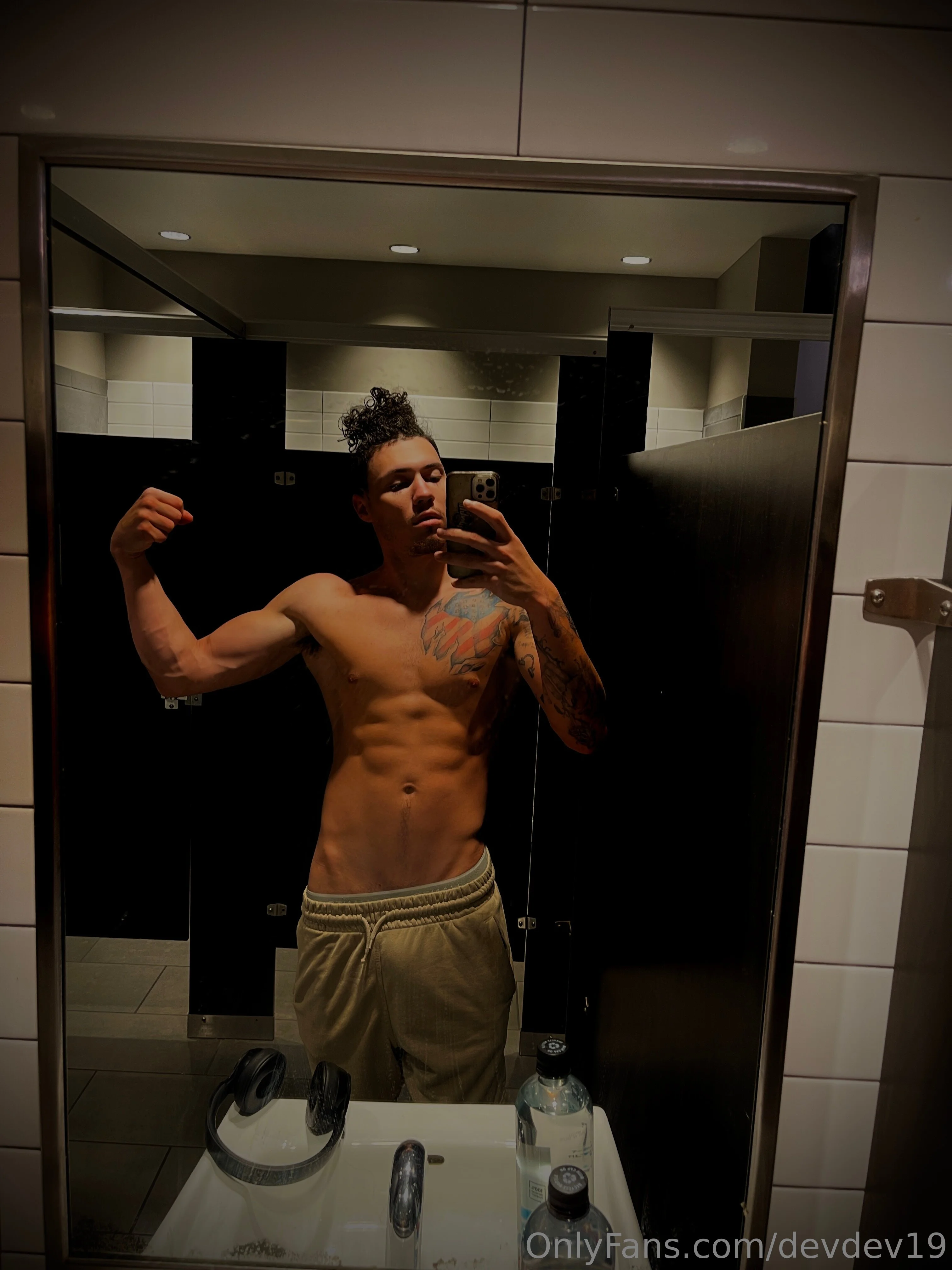 Official.dev @devdev19 hair 2023