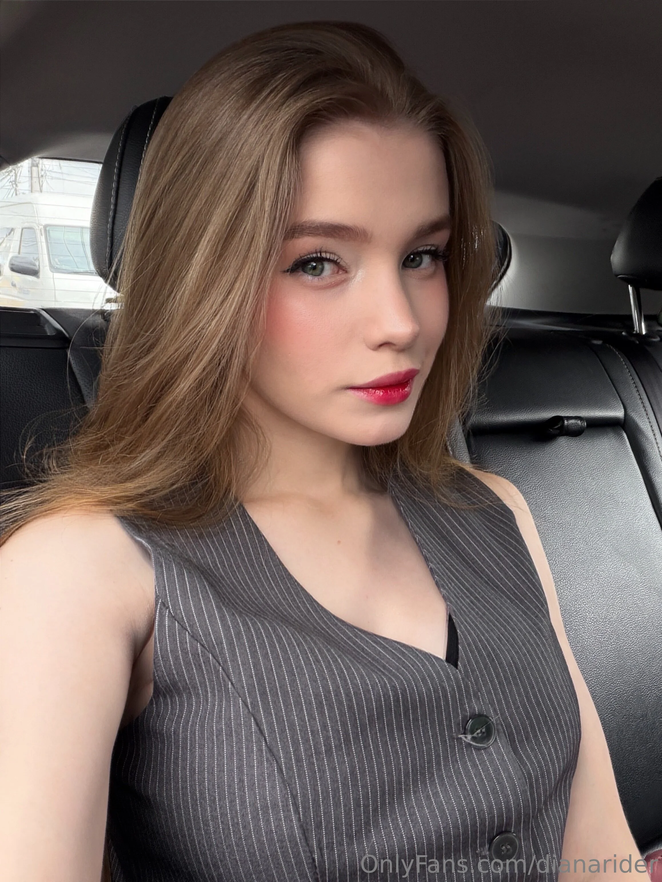 Diana Rider 🎀 @dianarider deepfake naked