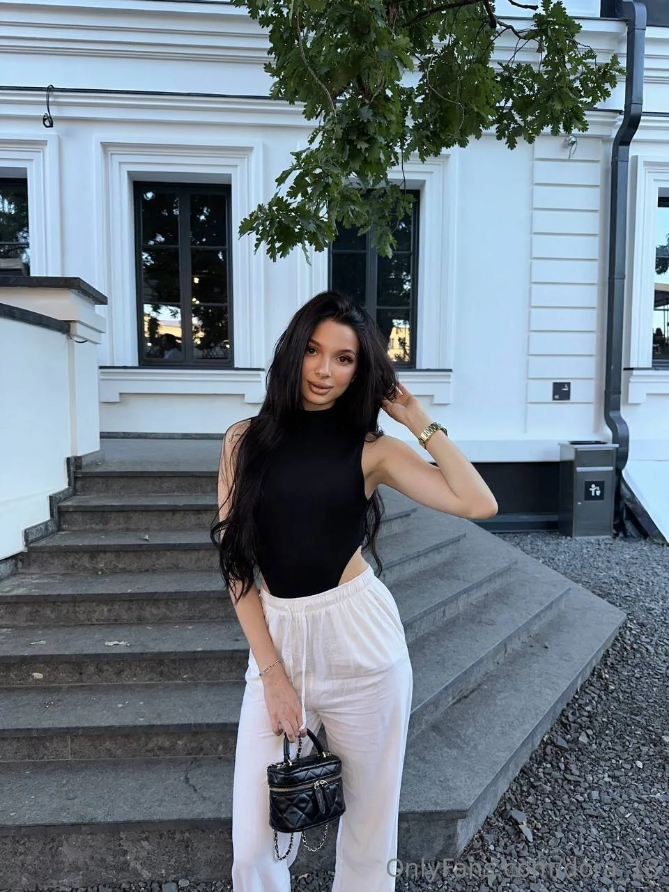 My name is Dora, I'm 18 years old, I'm glad you came to see me! You'll definitely like it!💋🤤🥰