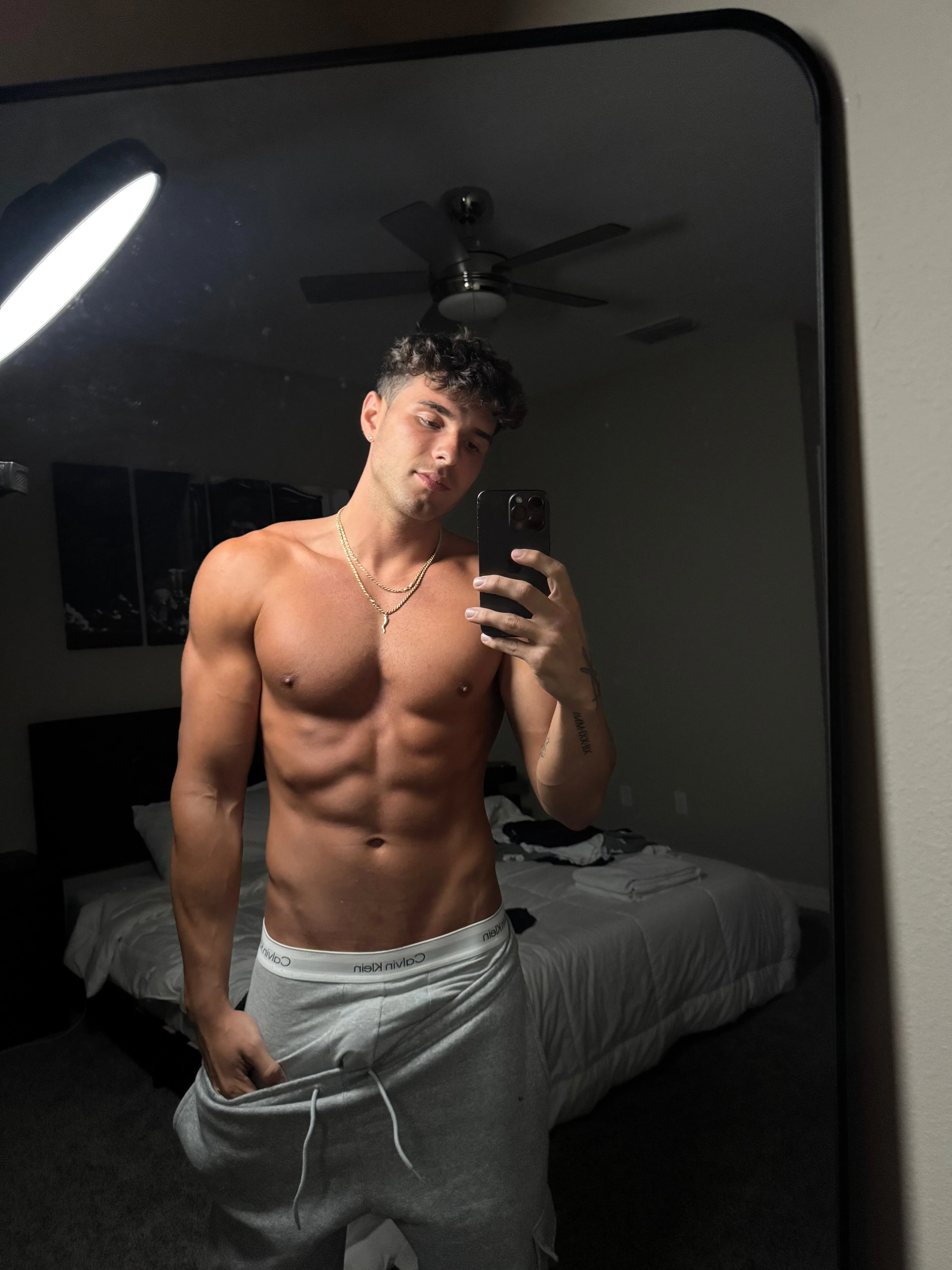 Dylan Nichols @dylan.nichols13 naked the voyeurs