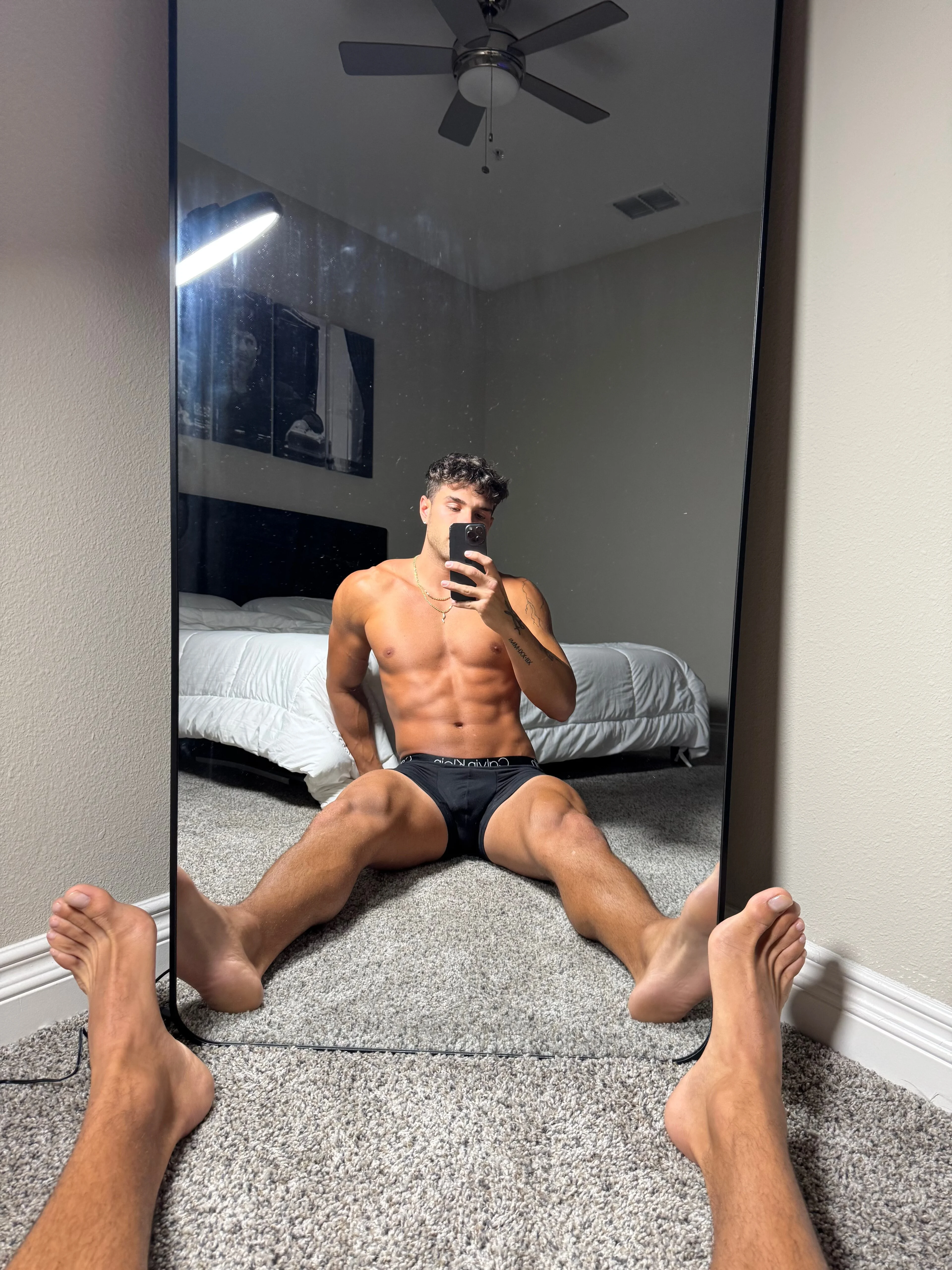 Dylan Nichols @dylan.nichols13 on handmaids tale