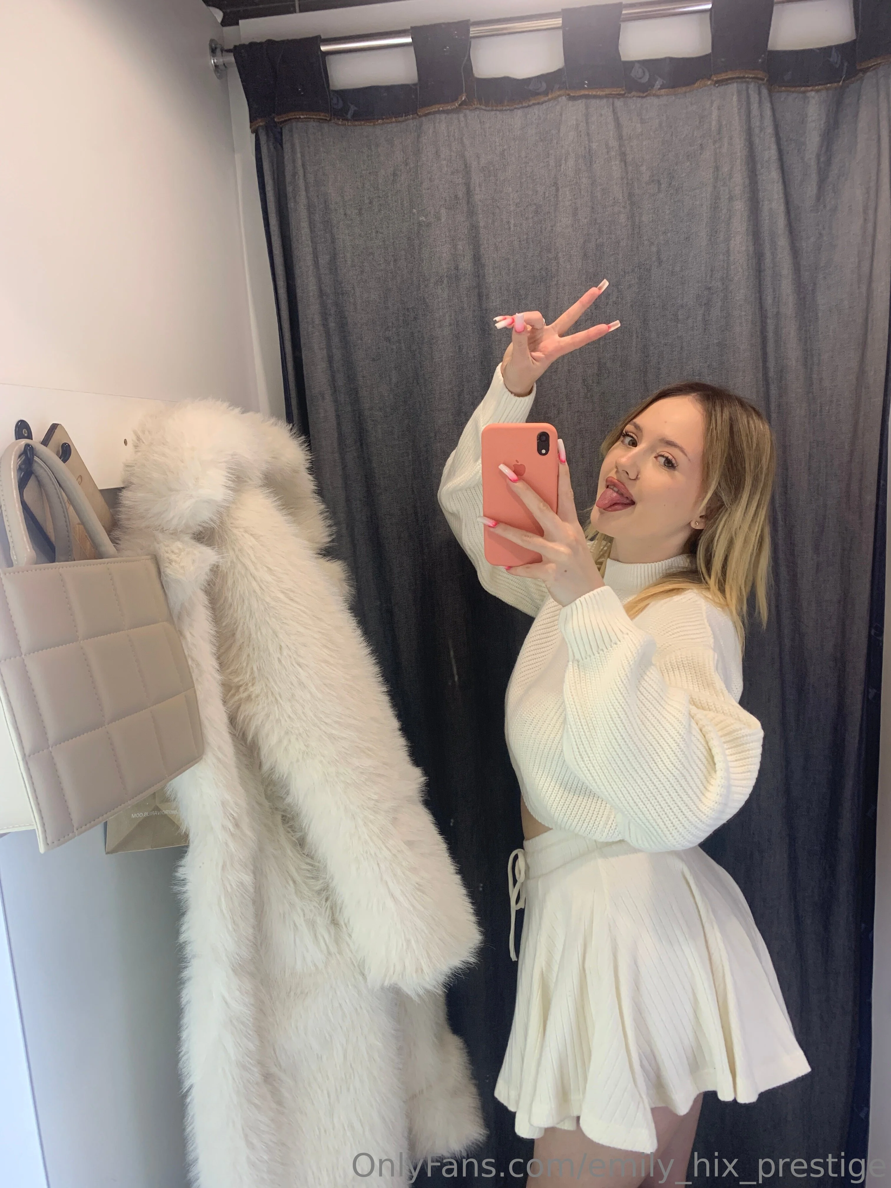 Emi🌸 parents controversy