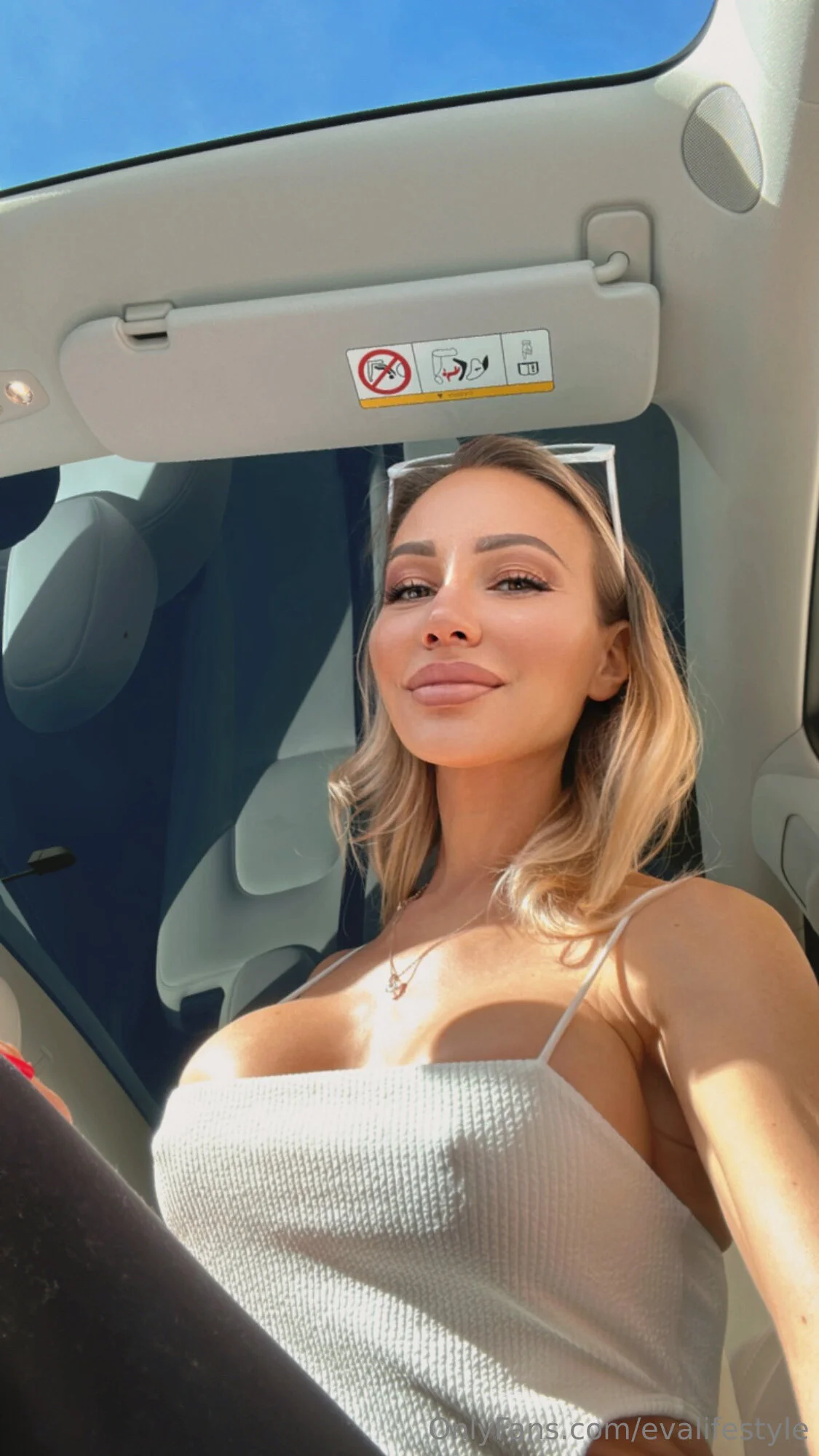 Eva LifeStyle @evalifestyle7 gets naked