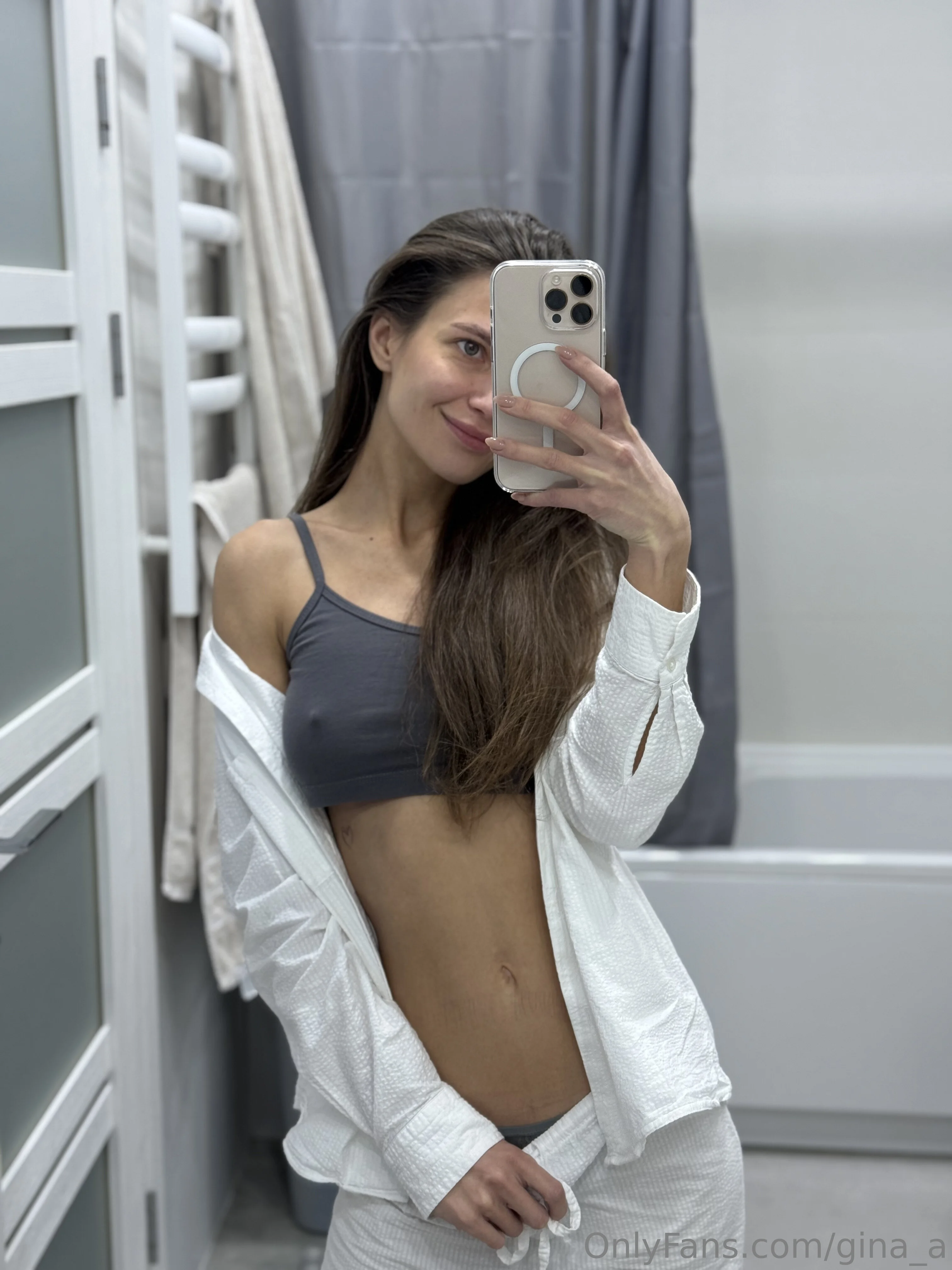 Just had the longest bath ever… candles, music, soft towel after. Can someone hold me now? 🫠