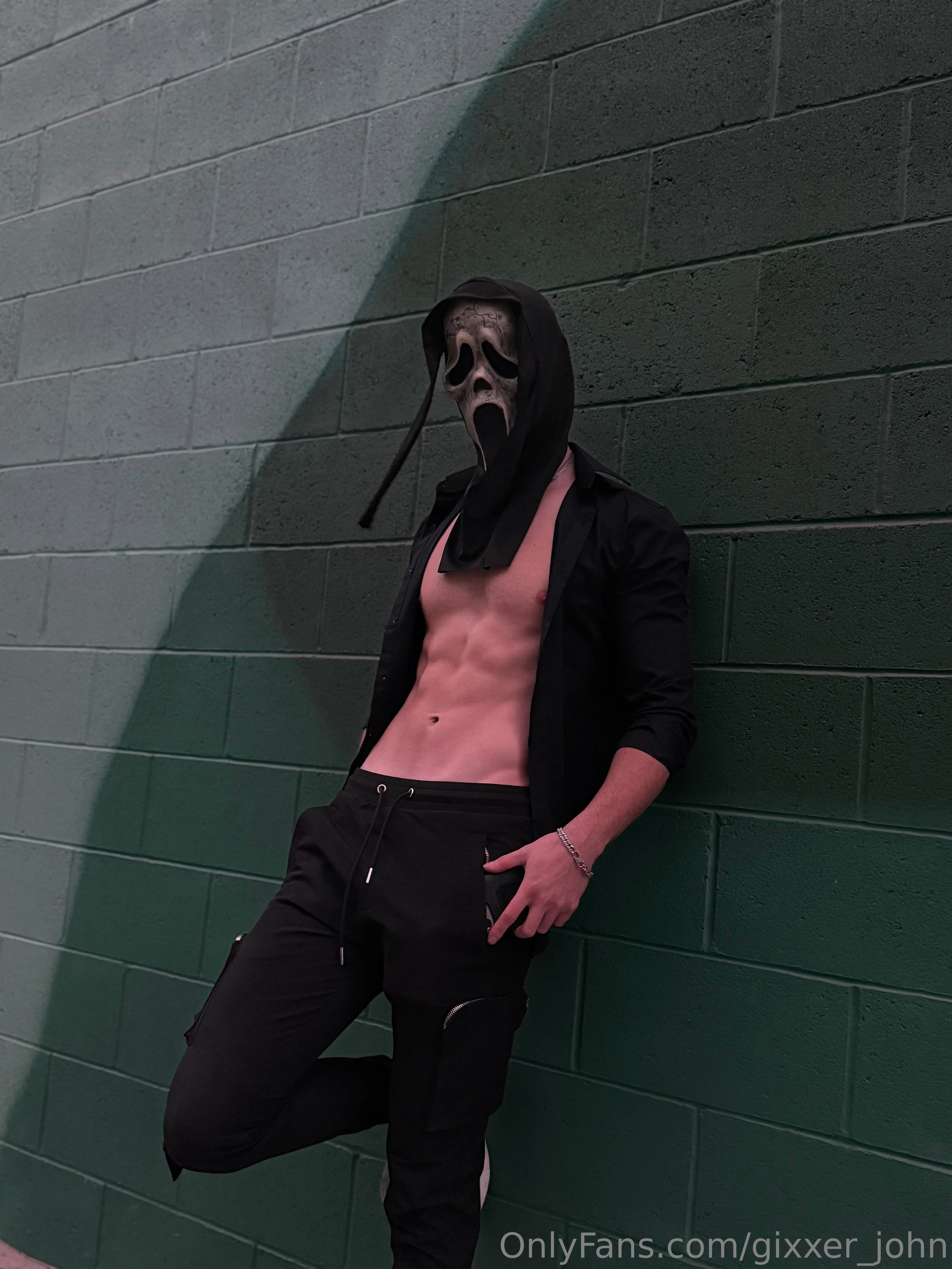 Gixxer John @gixxer_john and jacob elordi euphoria