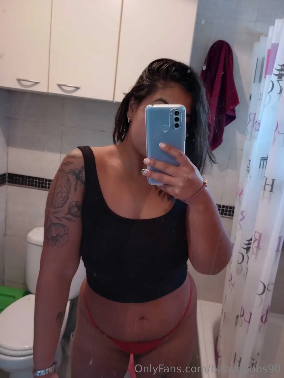 Mistress Vanessa Evans 🫦😈🔥 kinky @goddessvanne9 d. b.  related to