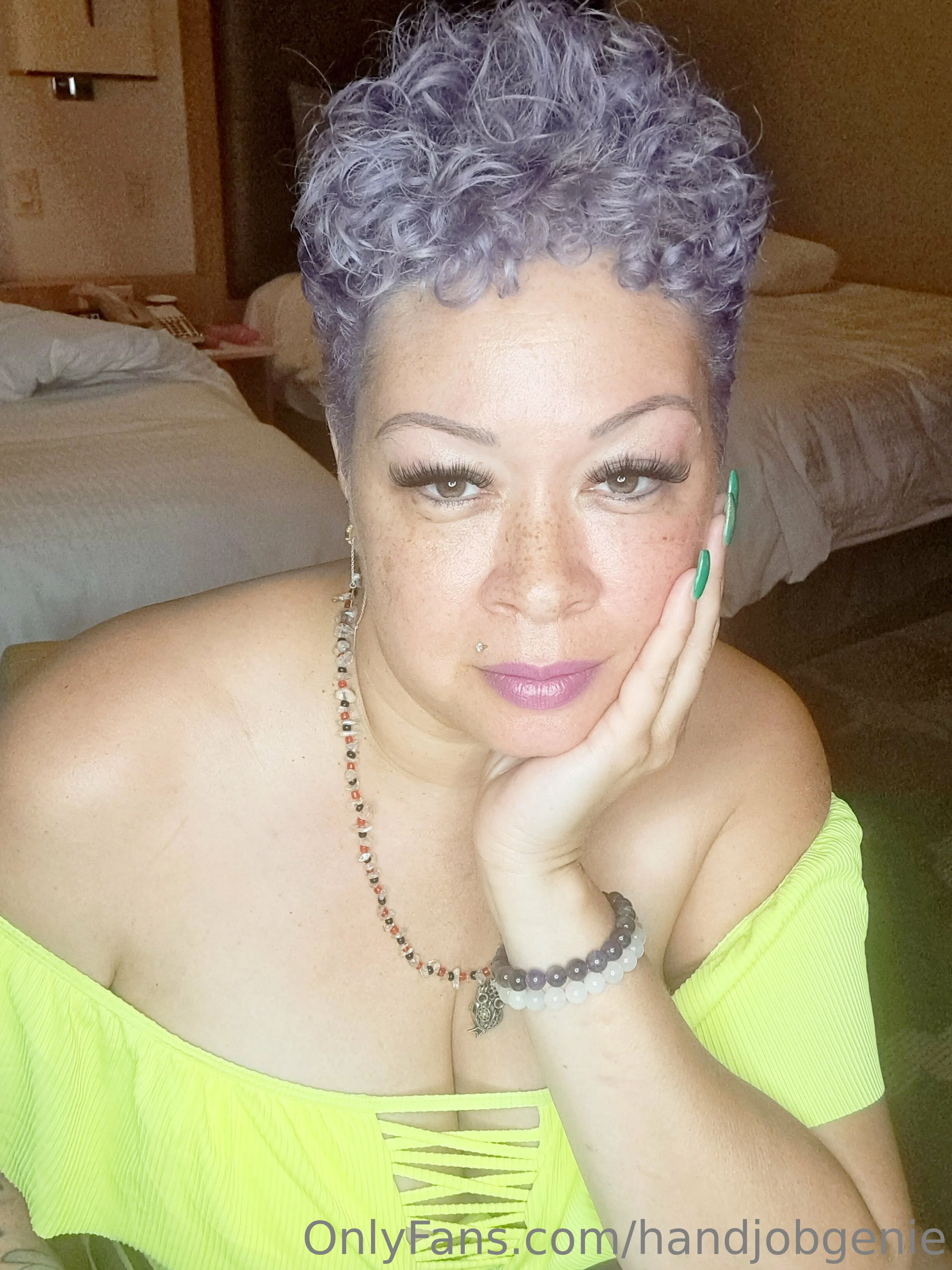 Handjob Genie @handjobgenie incest