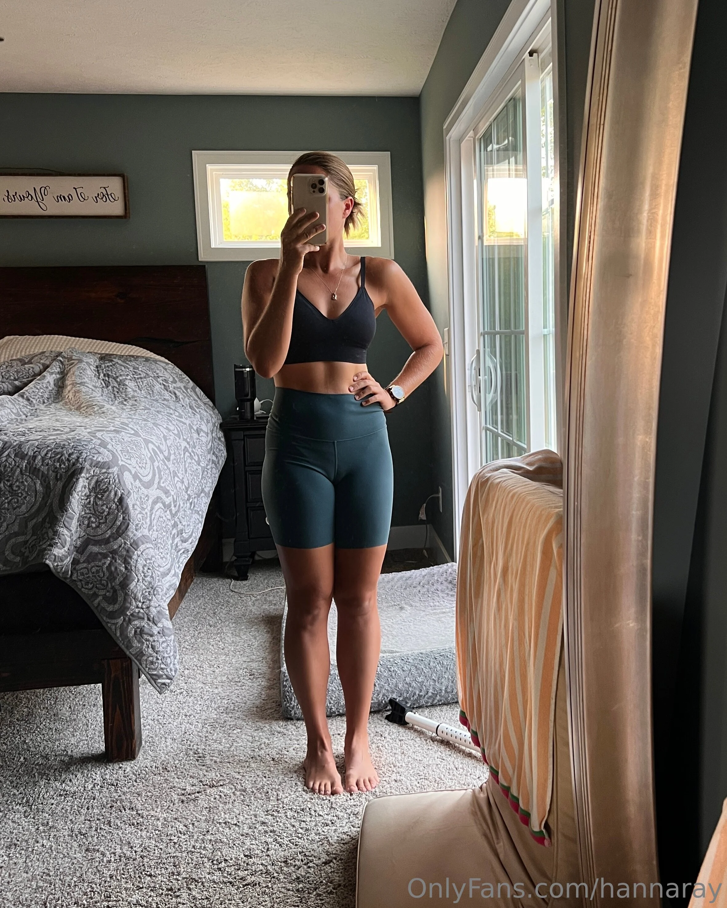 Hanna Ray @hannaray american eagle ad good genes