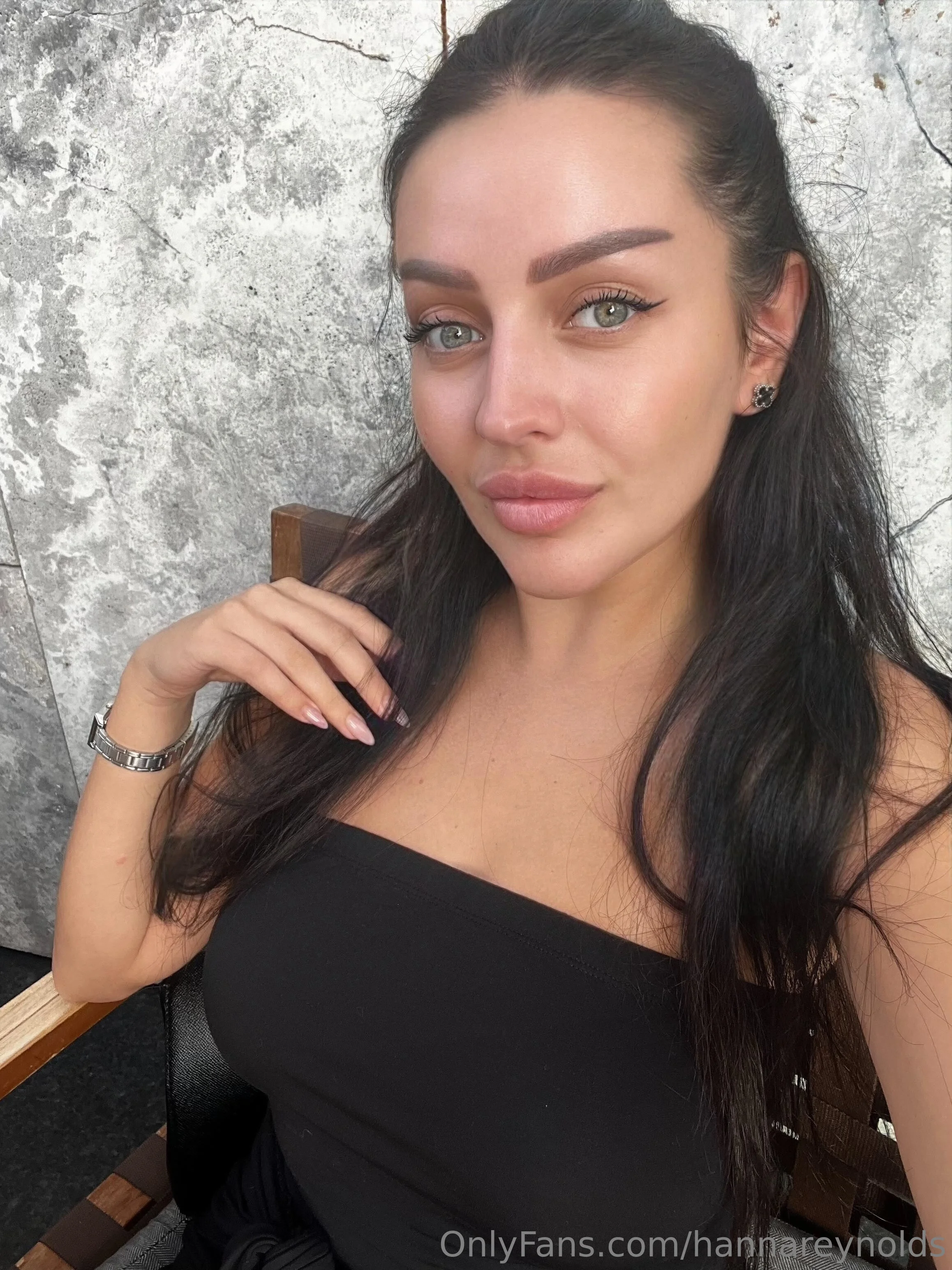 🍒🅷🅰🅽🅽🅰🍒 is married