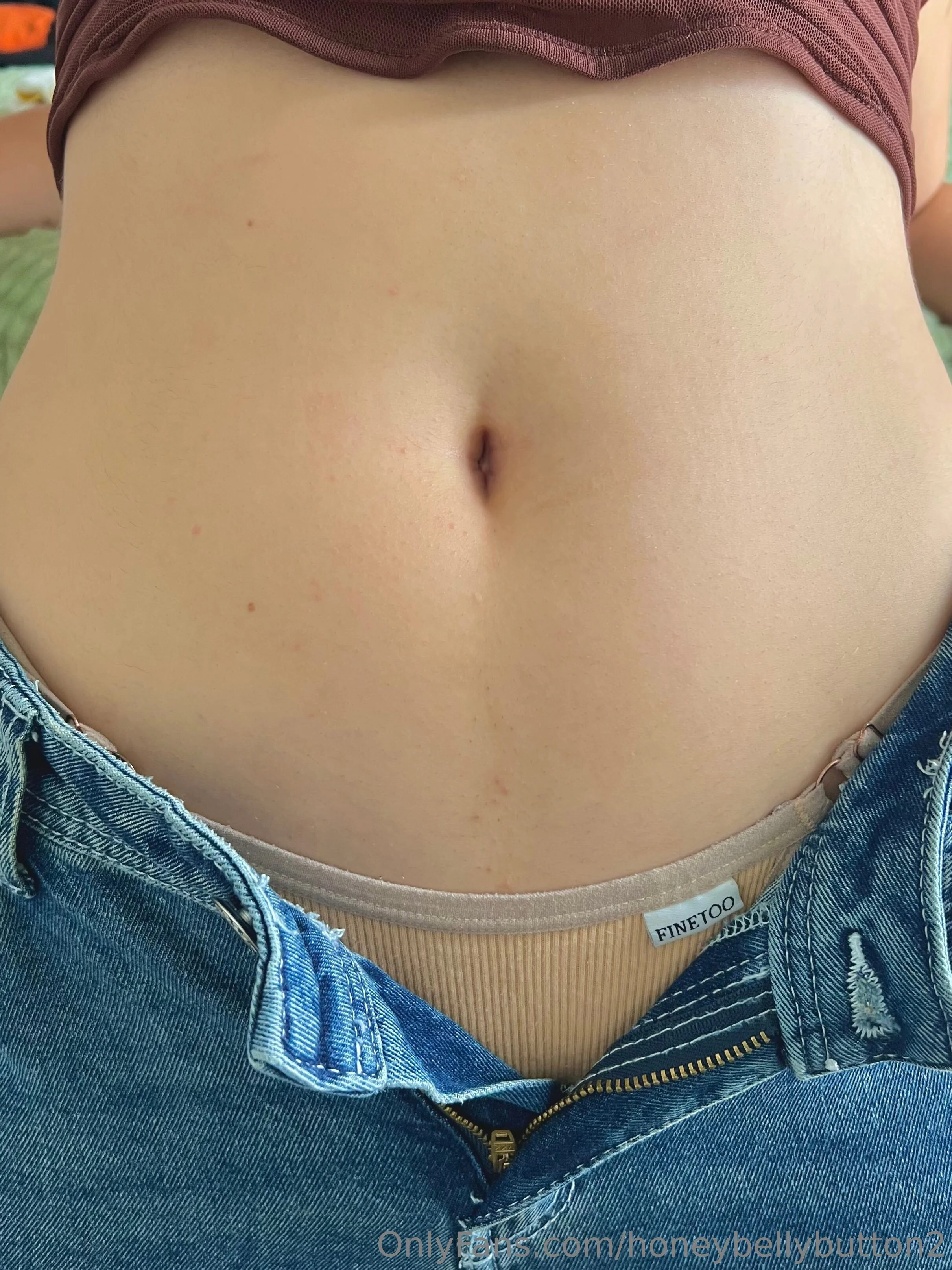 Honey Navel @honeybellybutton2 police