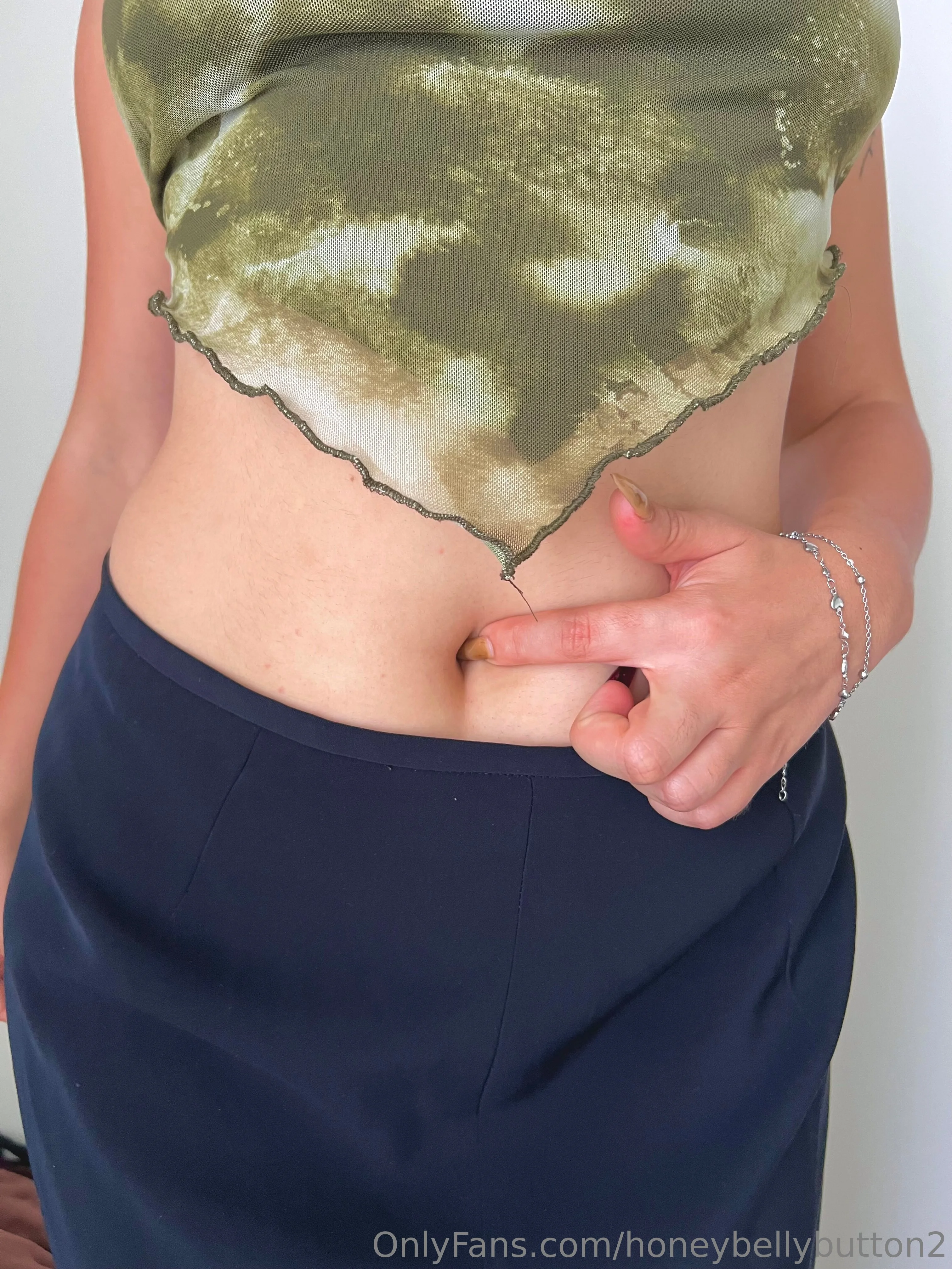 Honey Navel @honeybellybutton2 pov