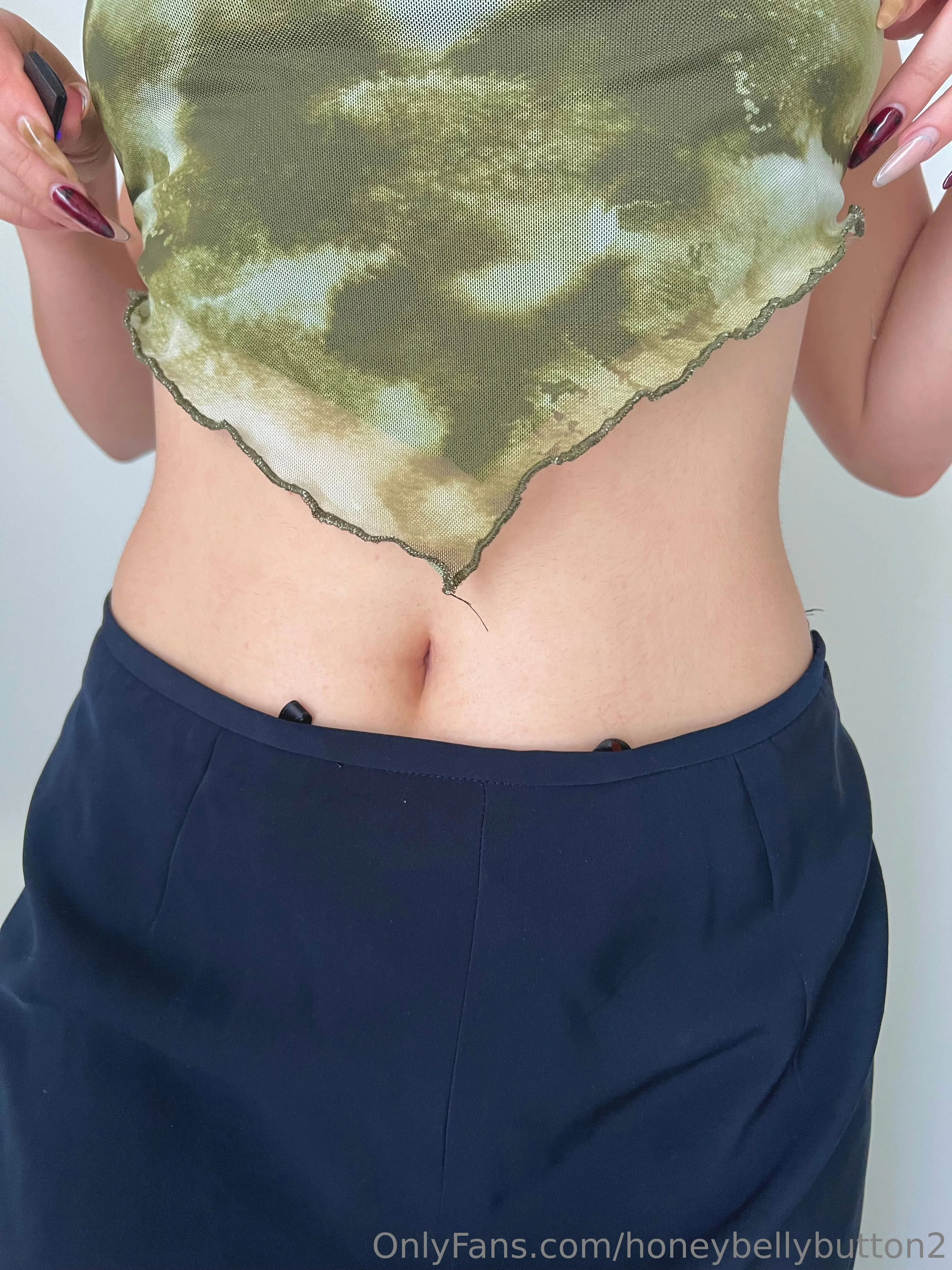 Honey Navel @honeybellybutton2 pornography