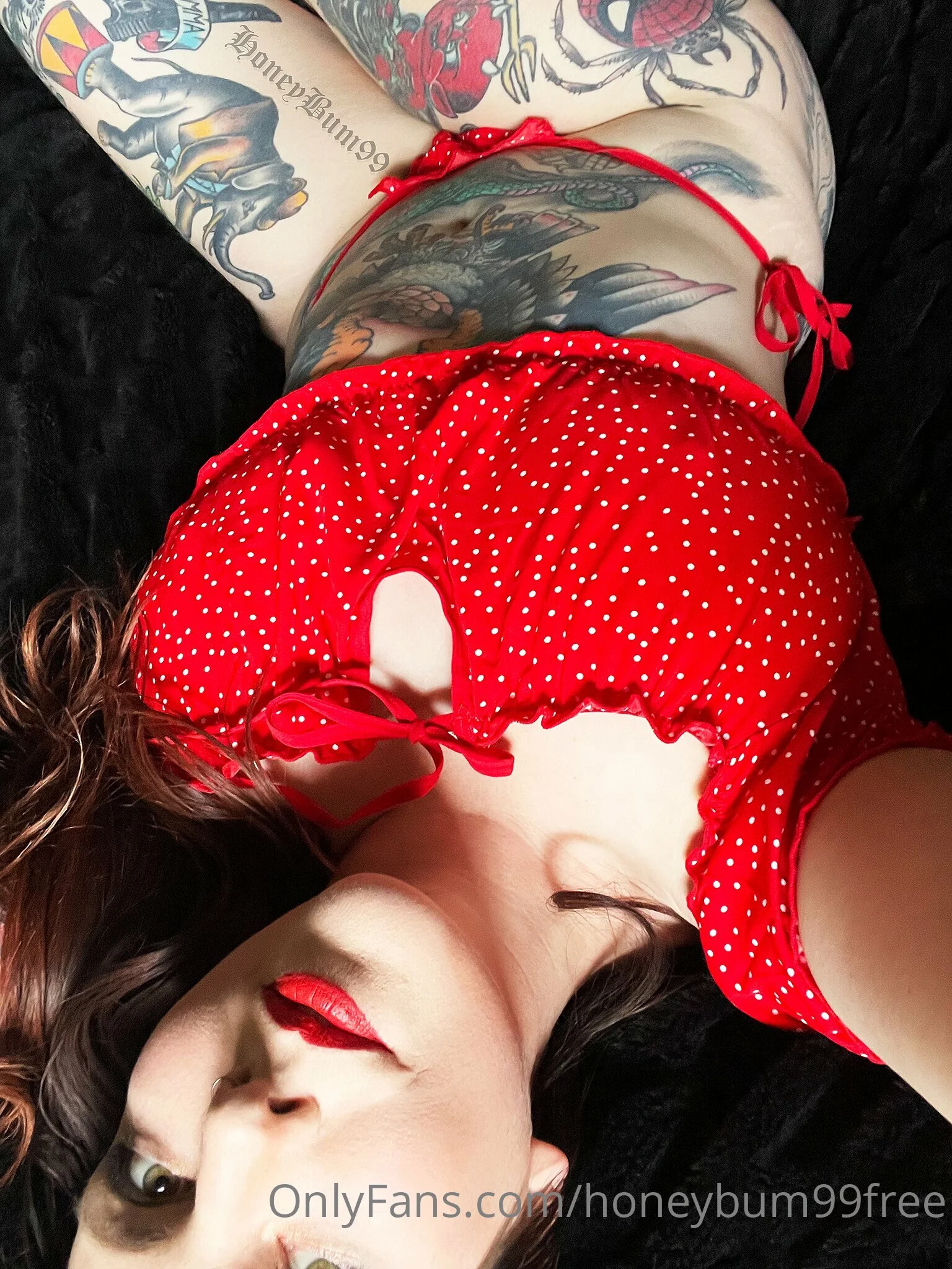 Honey @honeybum99free did really get naked