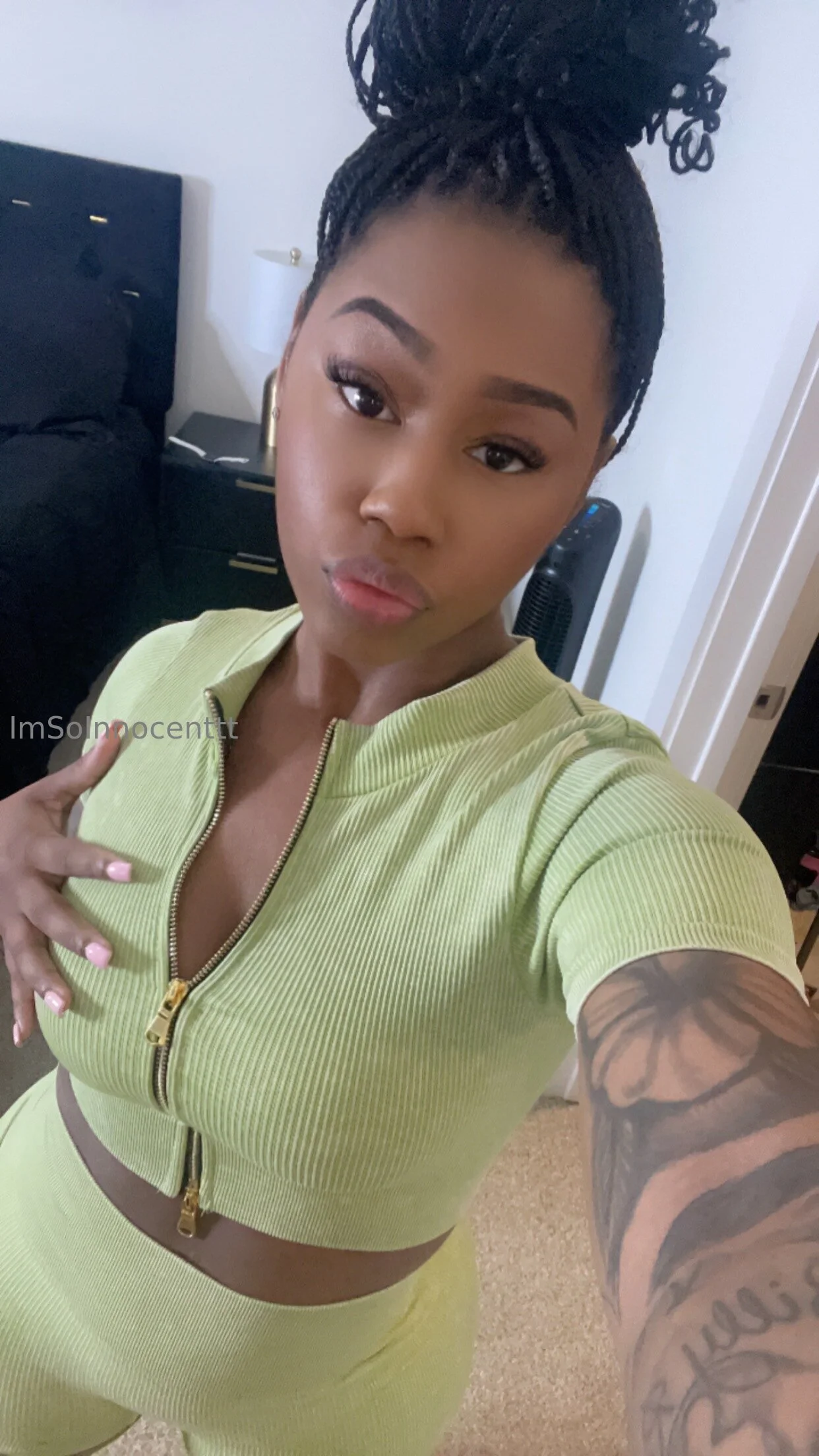 Im so Innocenttt 🙈🤓🍑 fuck