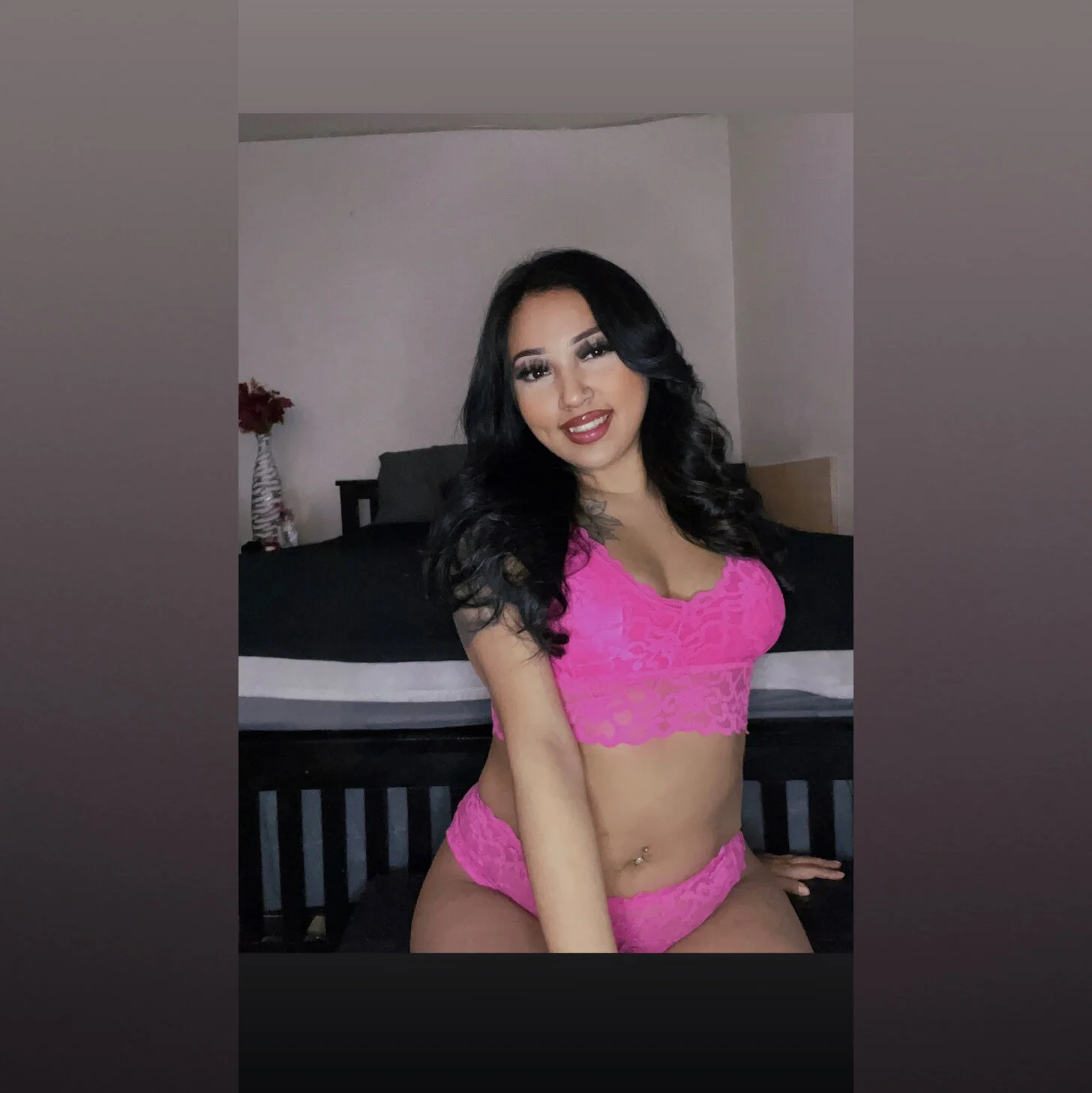 EA C nude Photo /  Porn - Photo #2